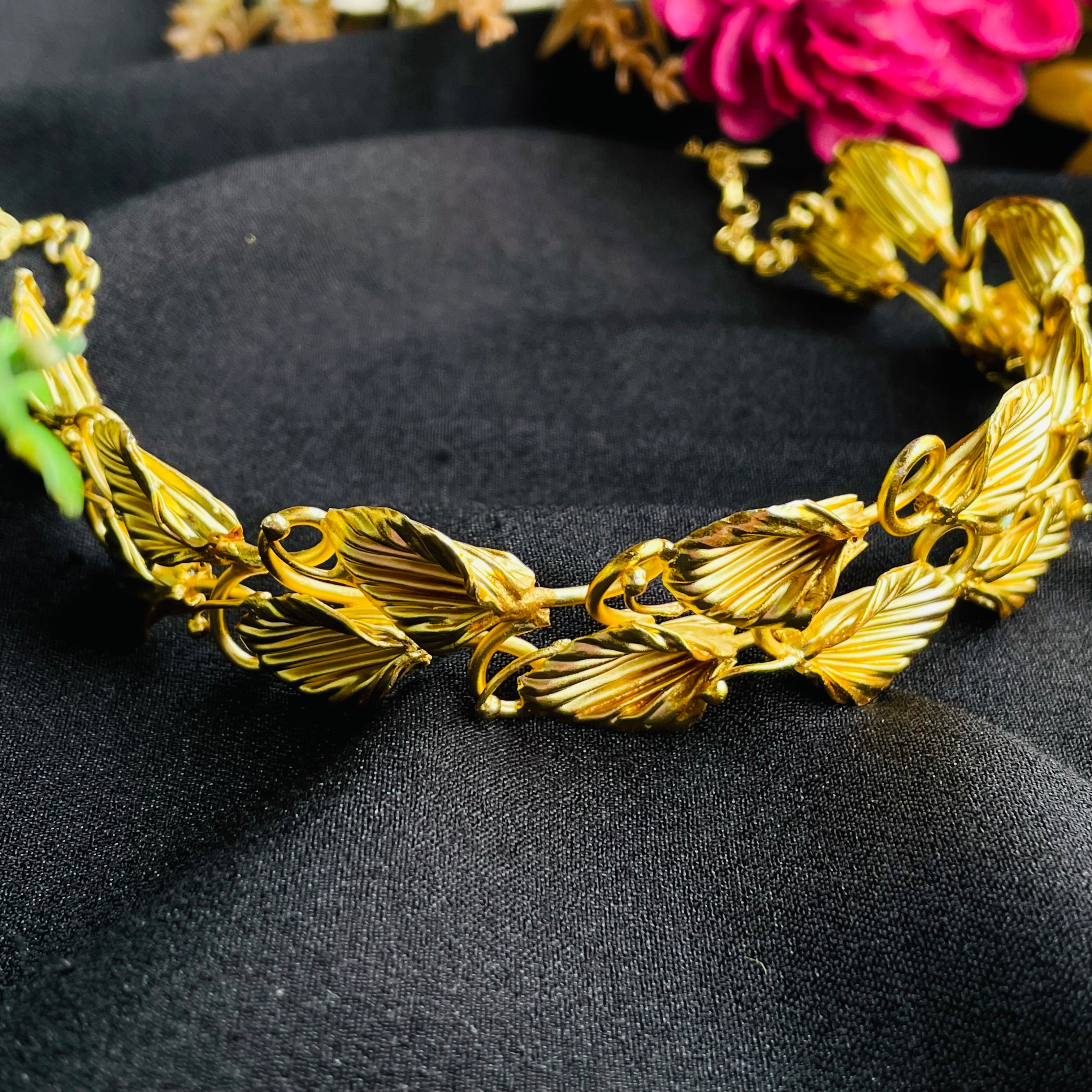 Layla Abigail Choker