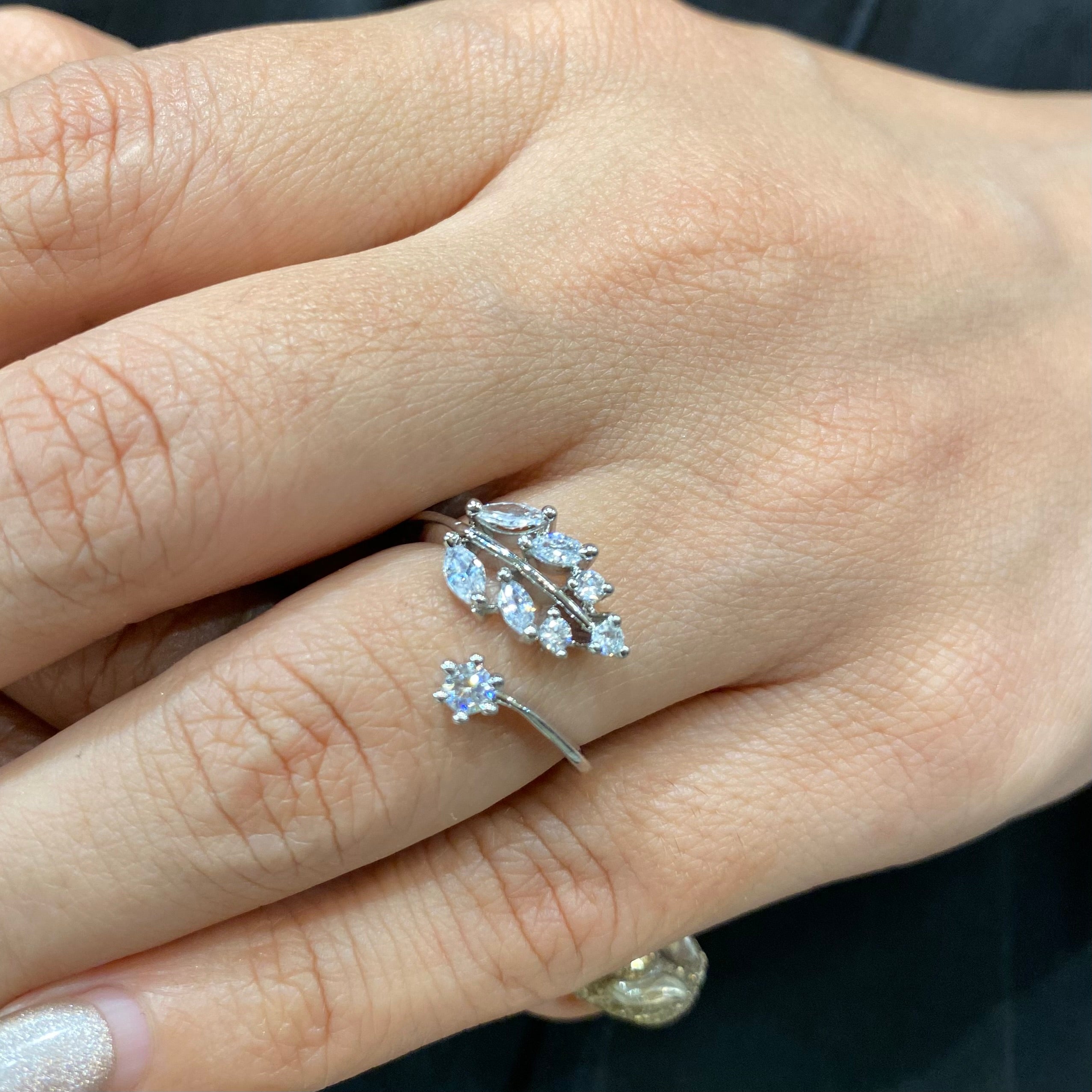 Ad Rocsi Ring adjustable