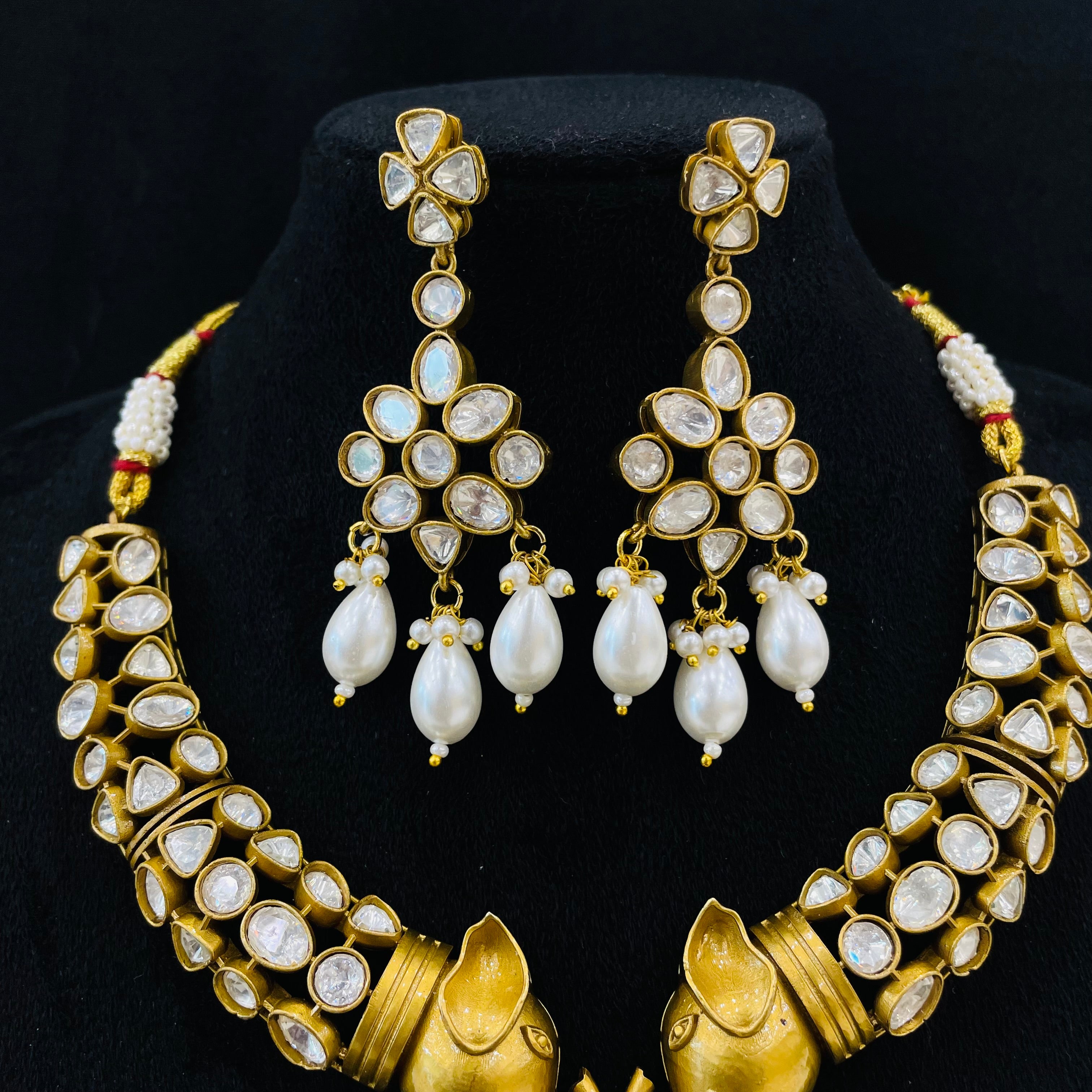 Nayaab hana Polki neckpiece