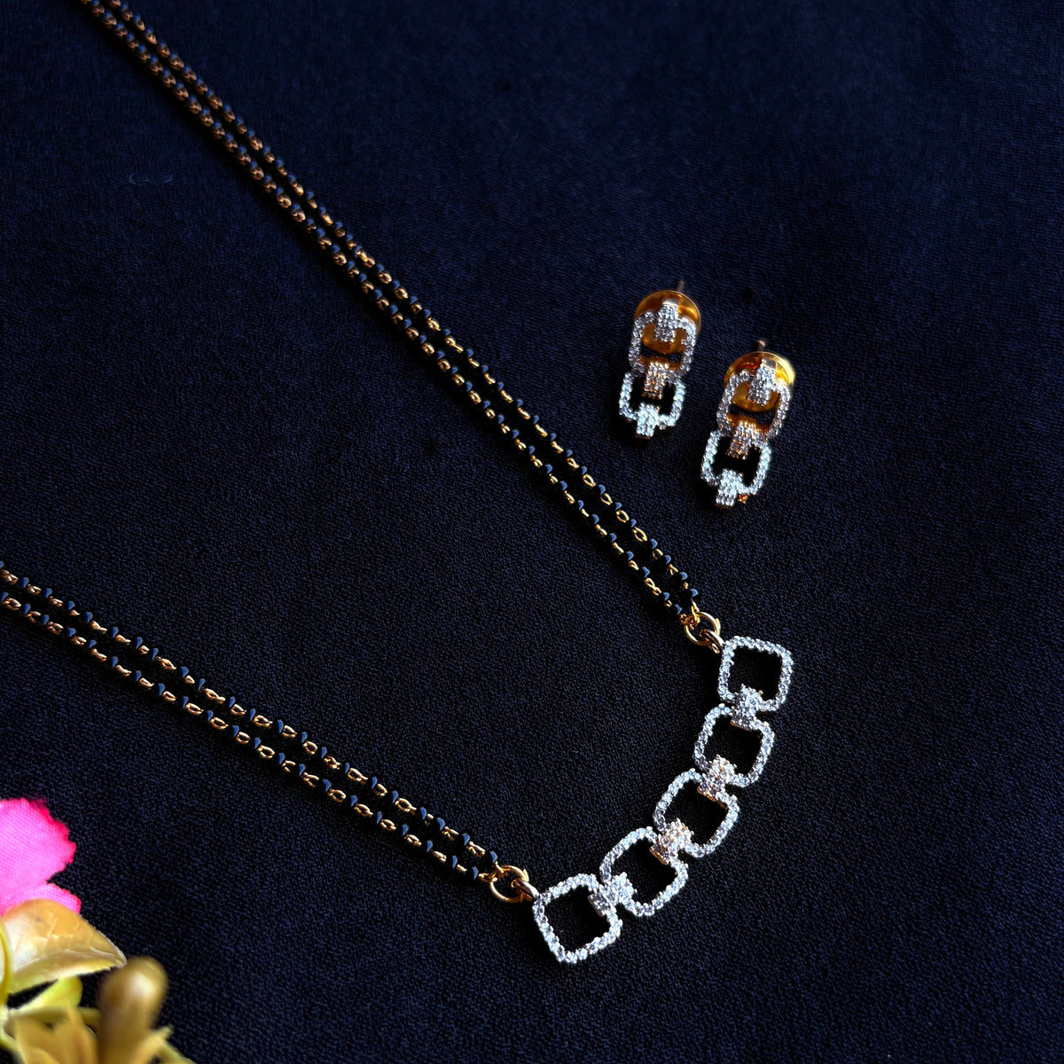 Zayra Link Mangalsutra