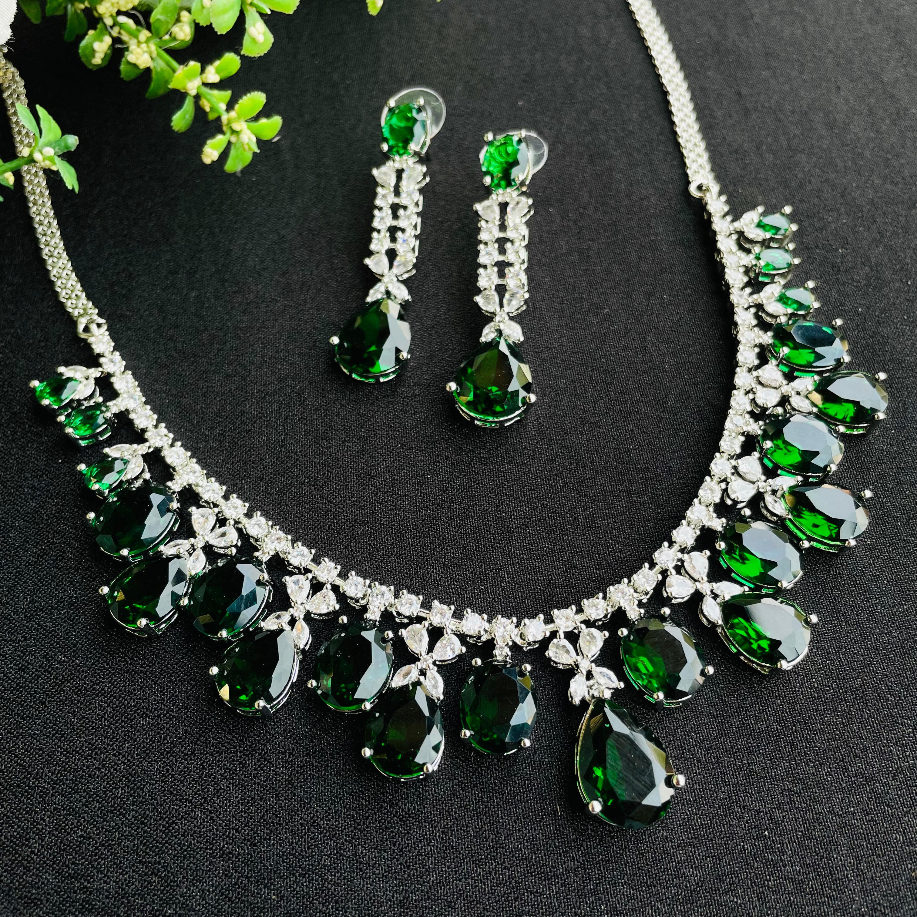 Ad Hazel Neckpiece