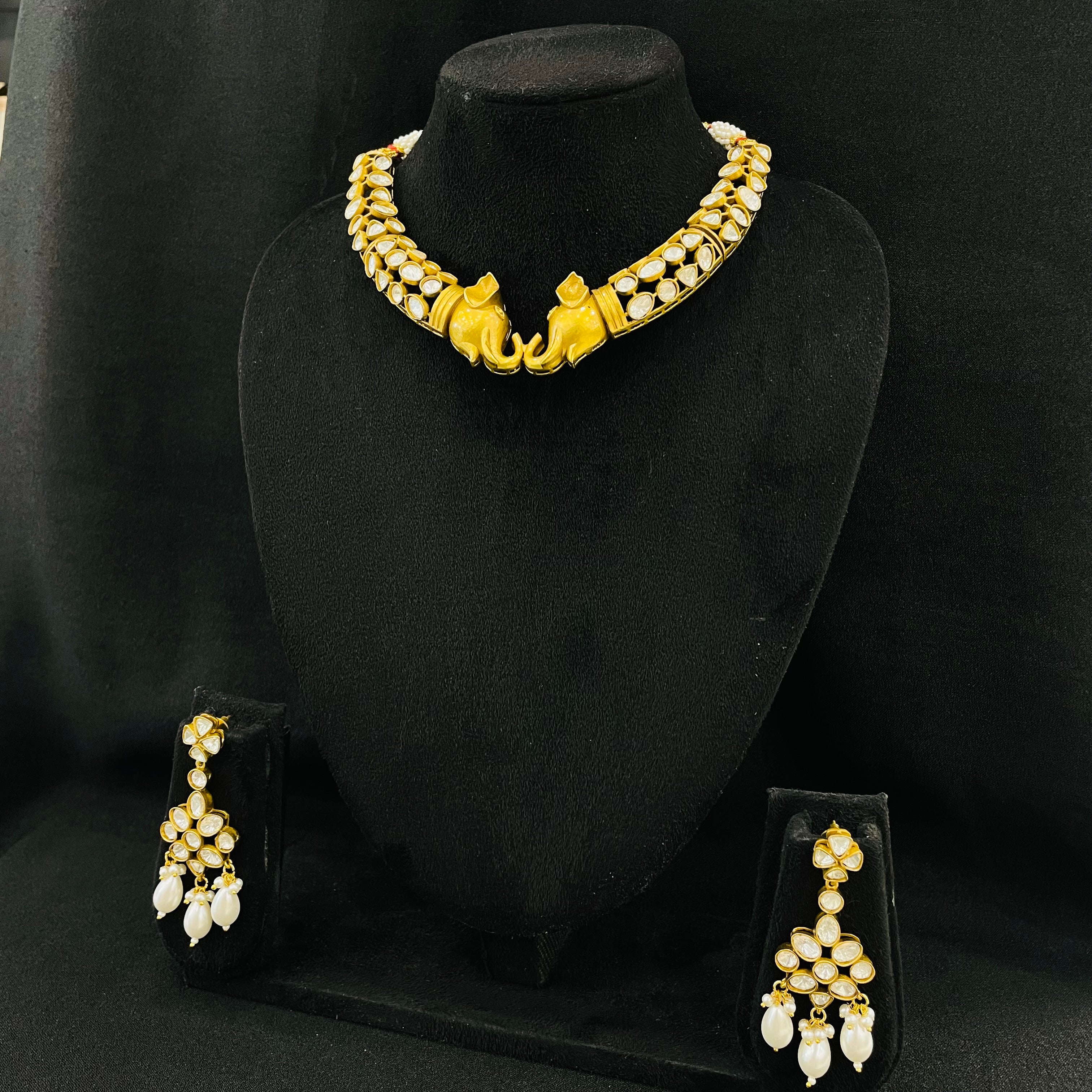 Nayaab hana Polki neckpiece