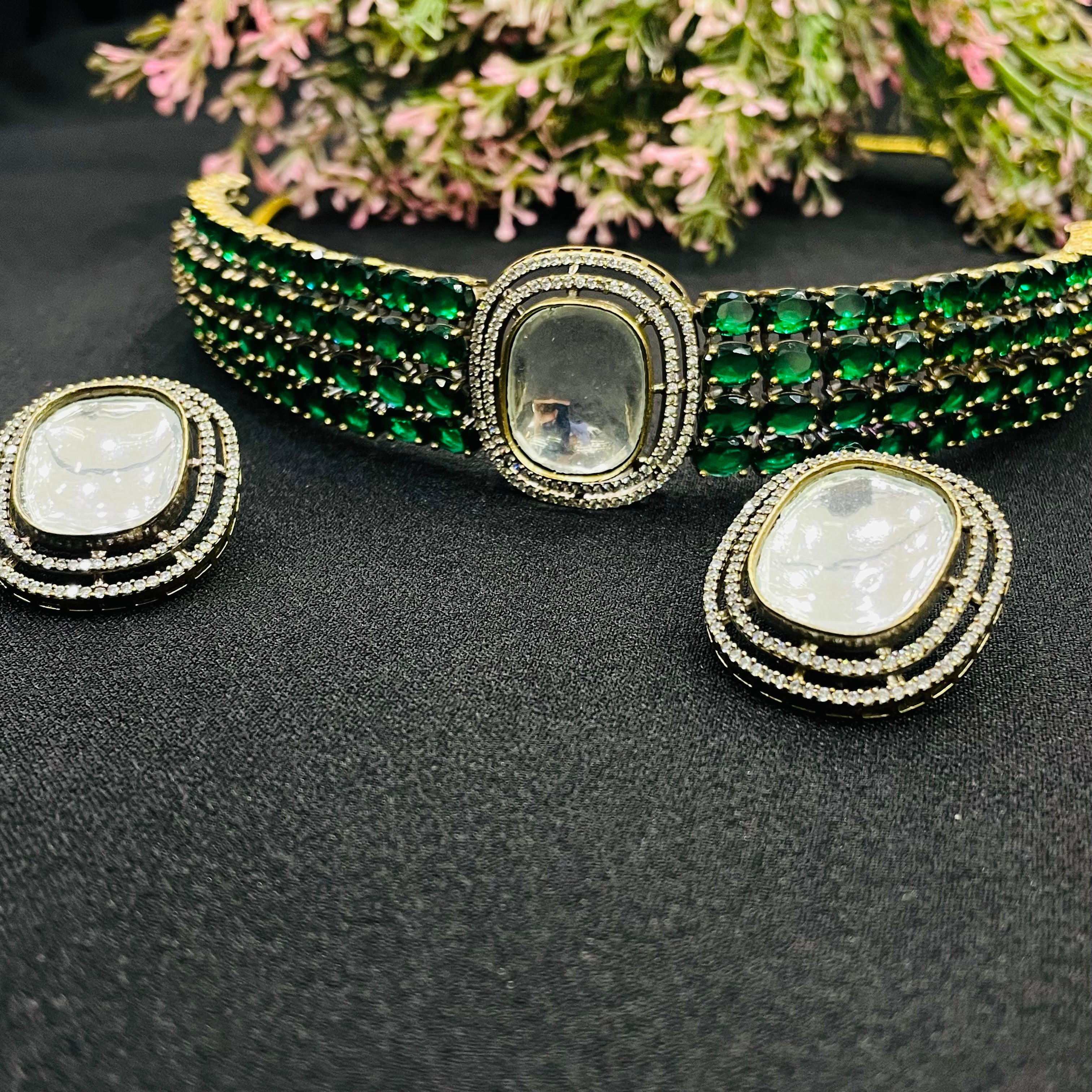 Nayaab Saradha Polki Choker