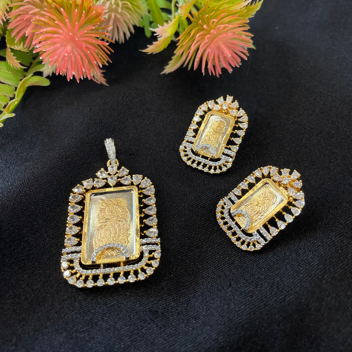 AD Vihana Pendant Set
