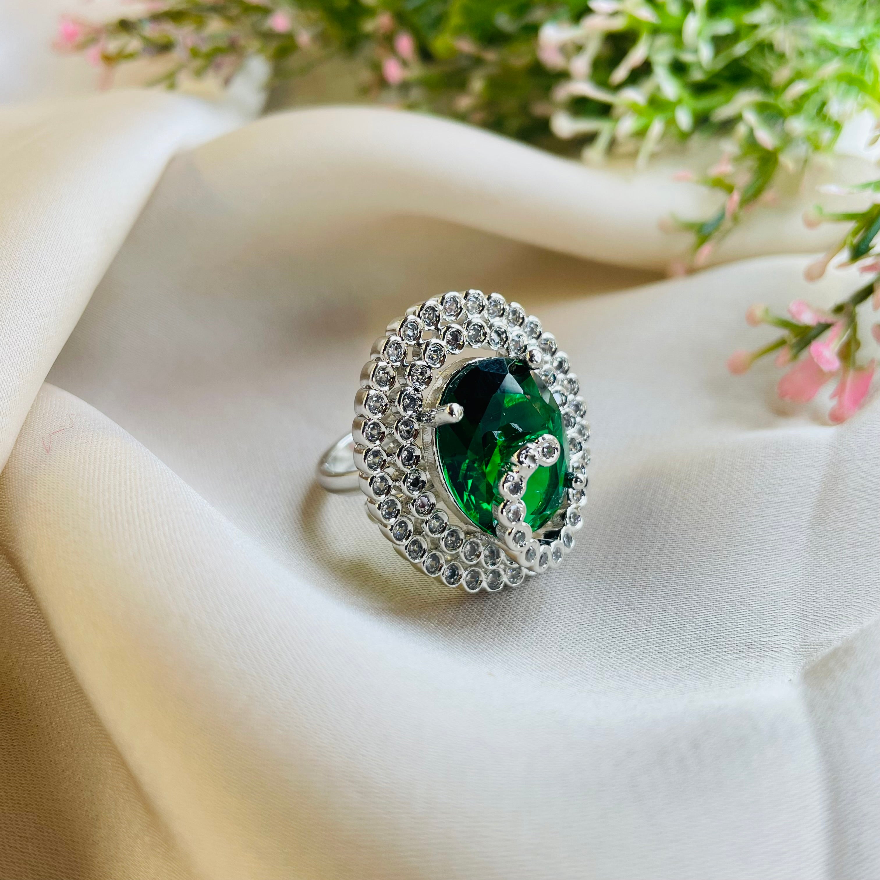 Ad Mary ring adjustable