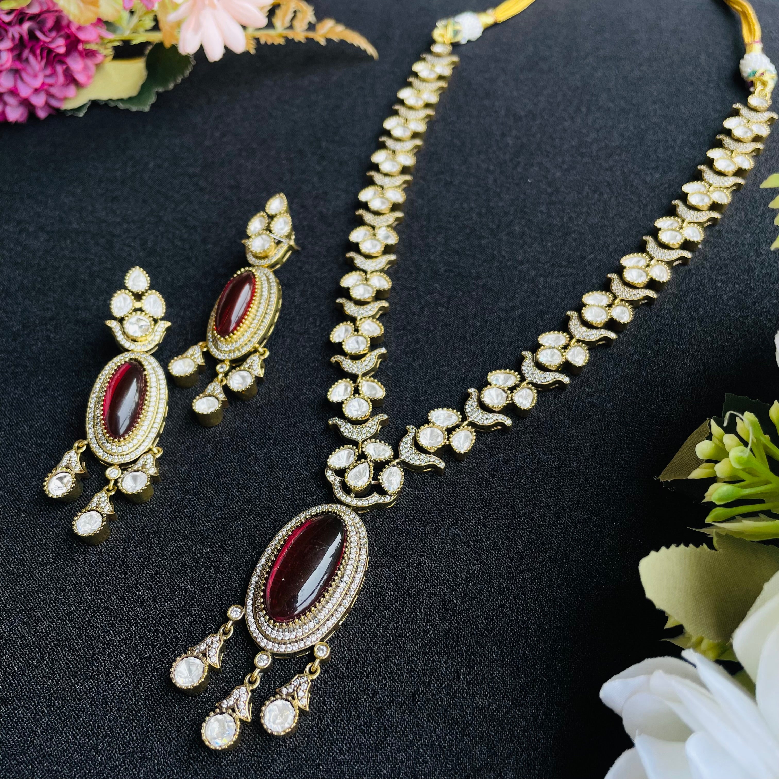 Nayaab Inaya Polki Neckpiece