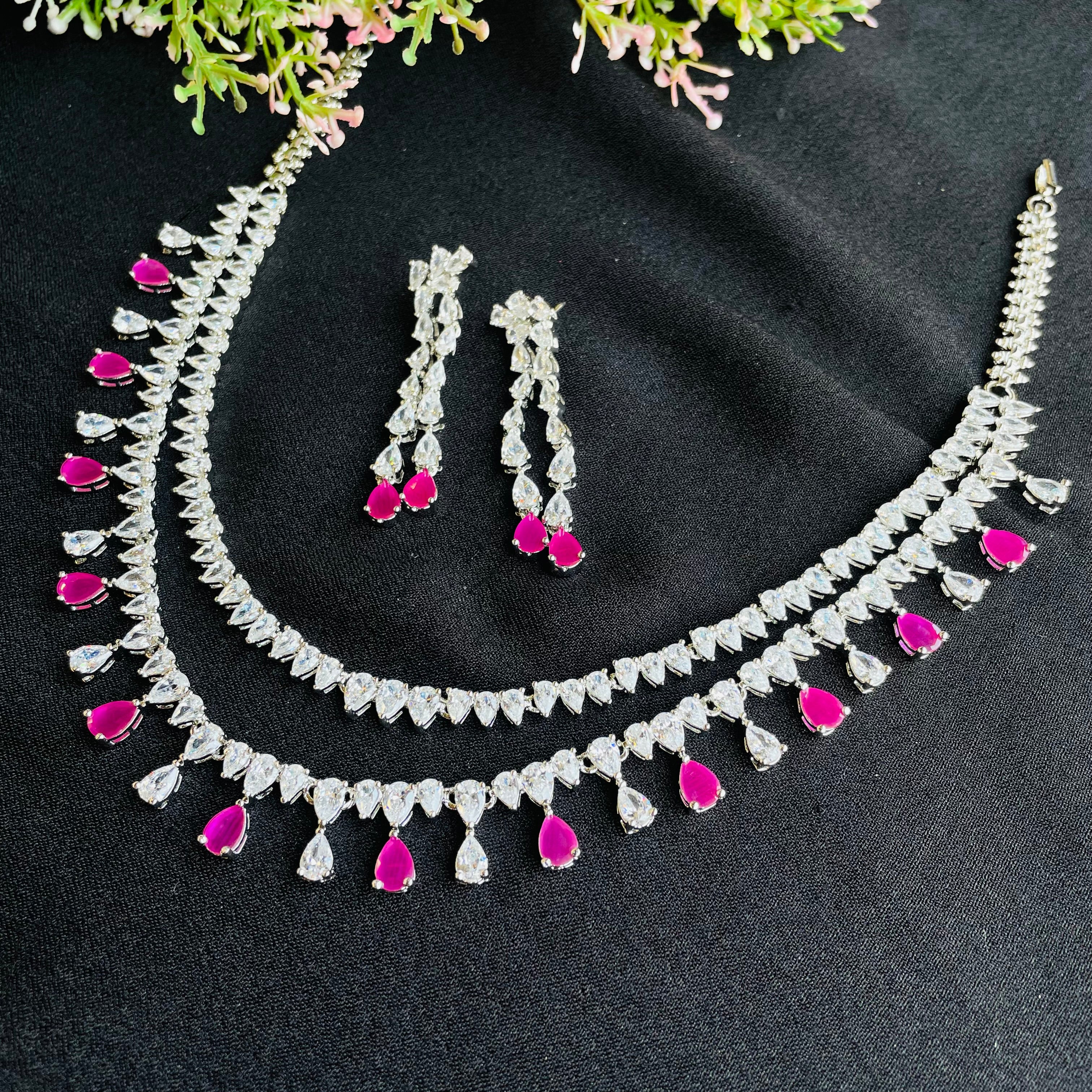 Ad jivika neckpiece