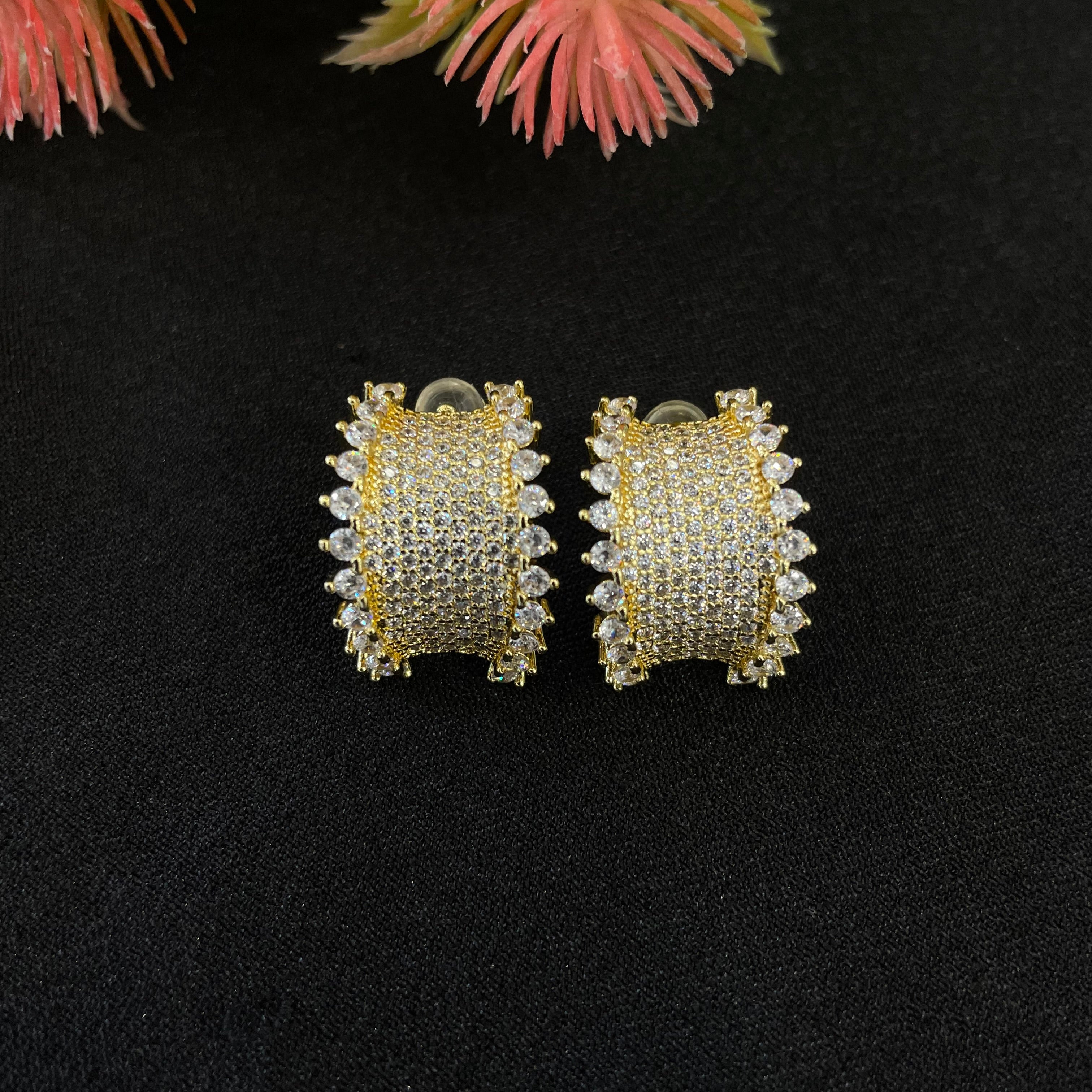 AD Aaira studs
