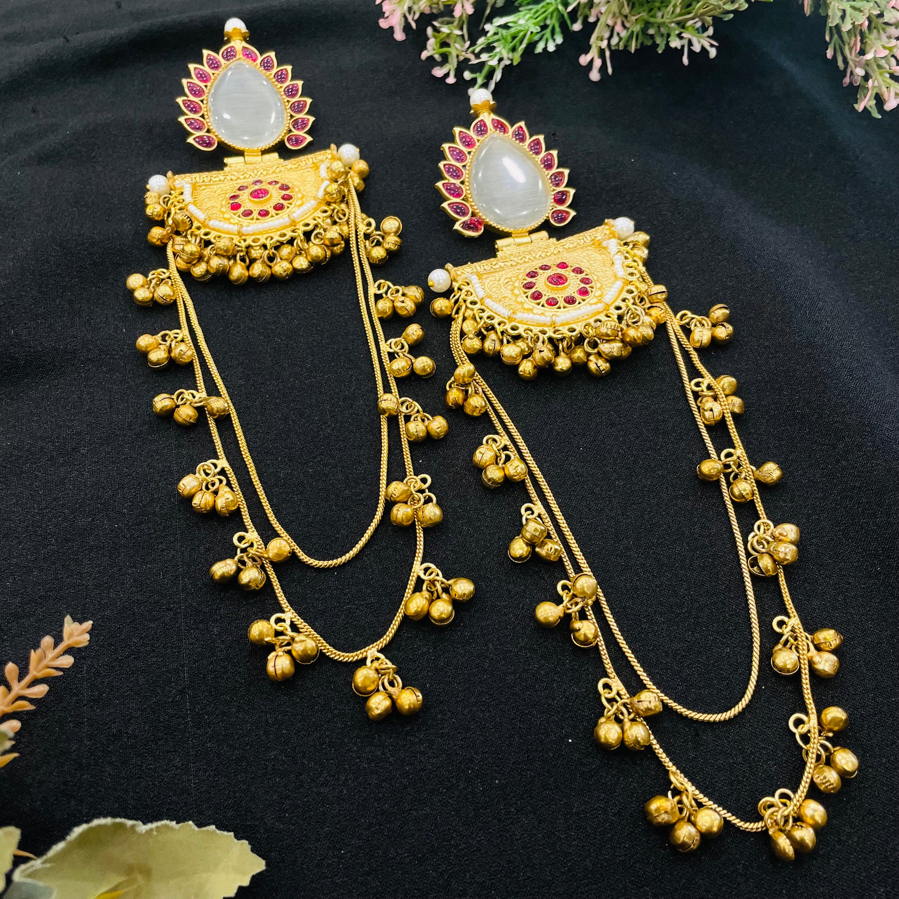Nayaab Vaishnavi Earrings