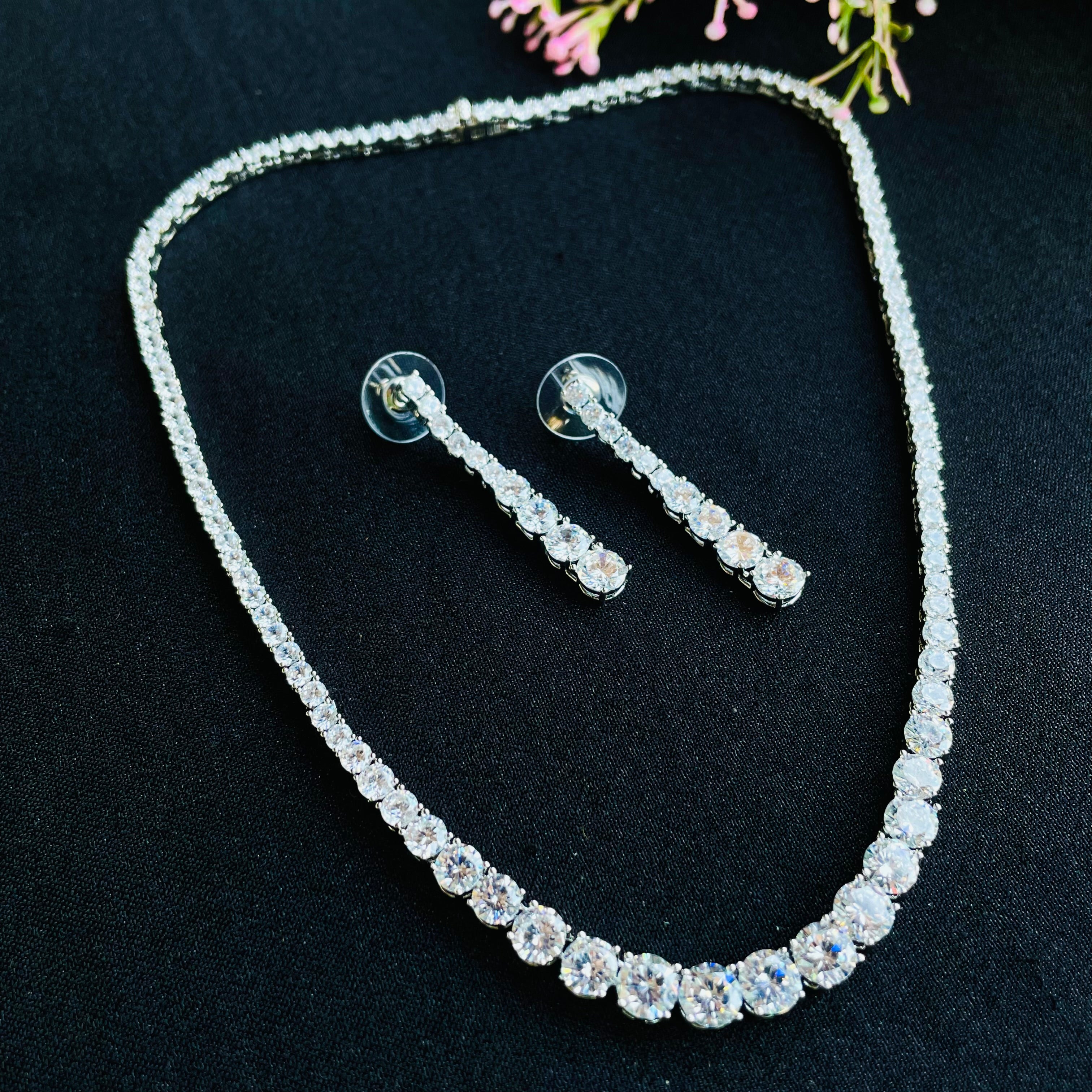 Ad Ravya Neckpiece
