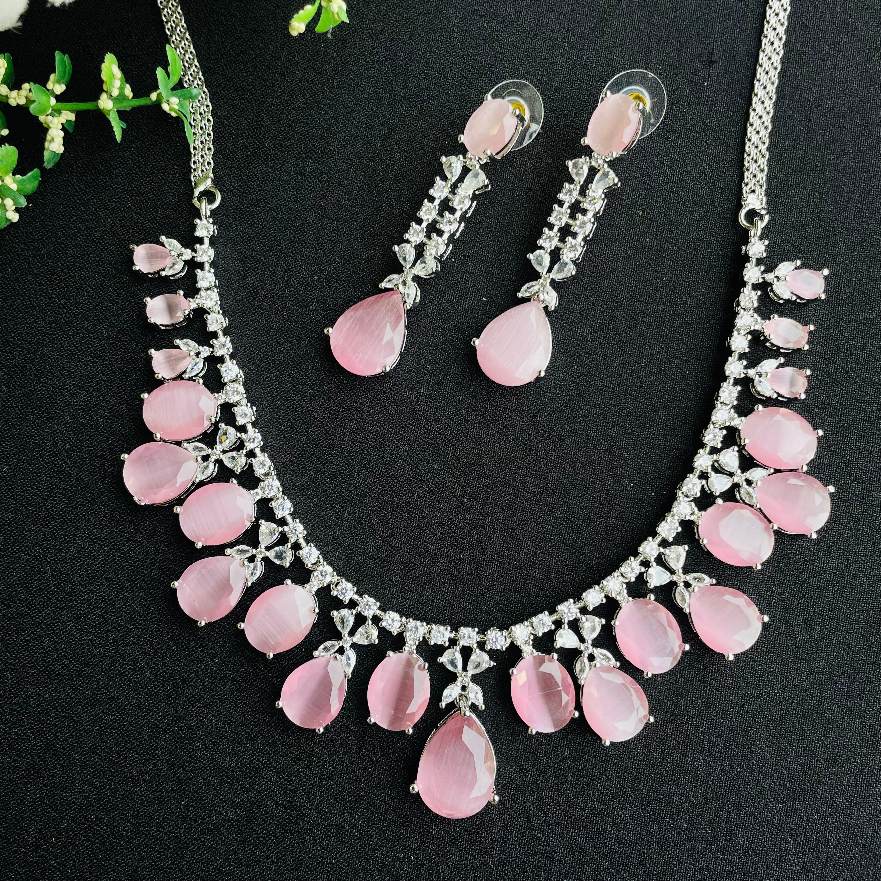 Ad Hazel Neckpiece