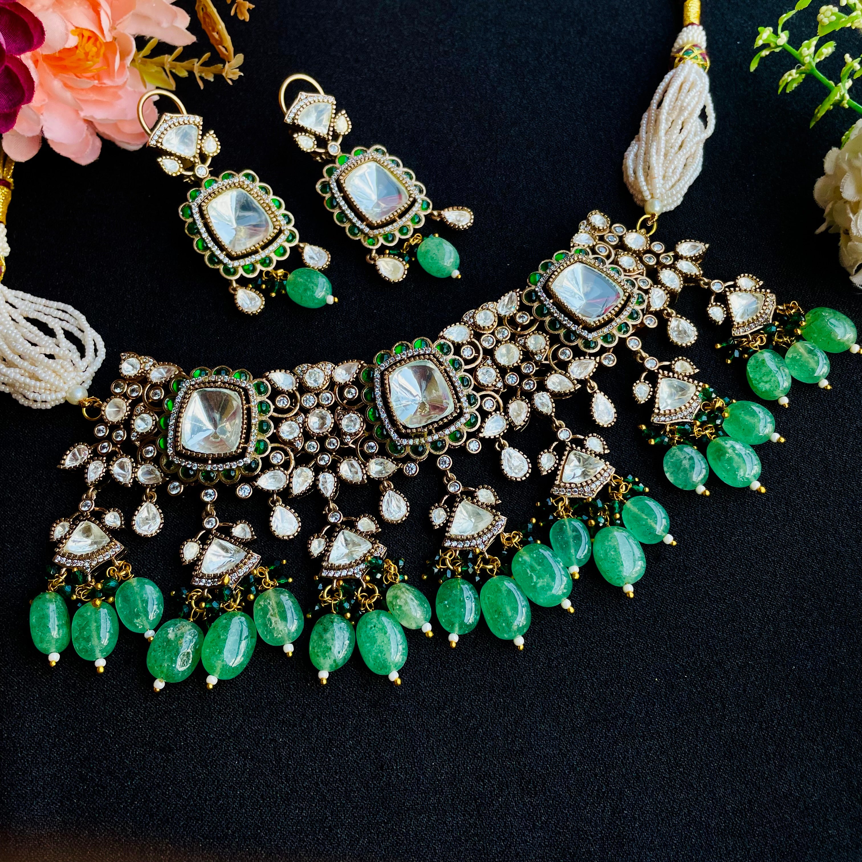 Nayaab Raima Neckpiece
