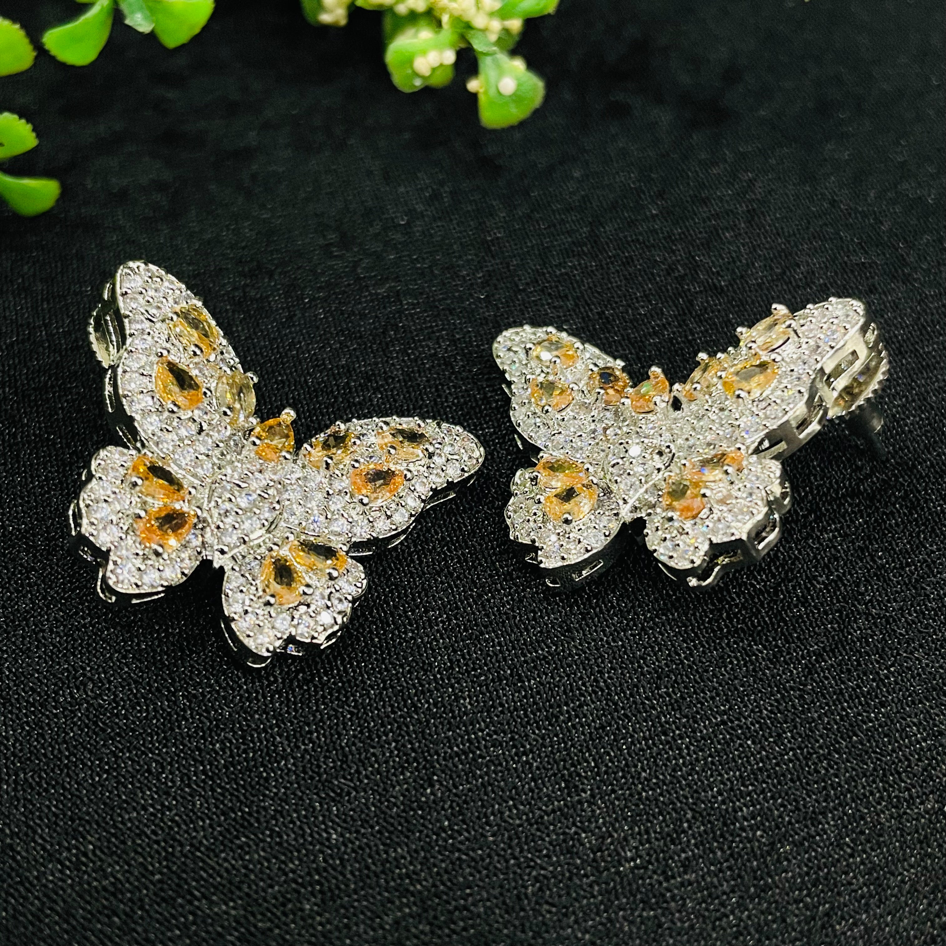 Ad butterfly Studs