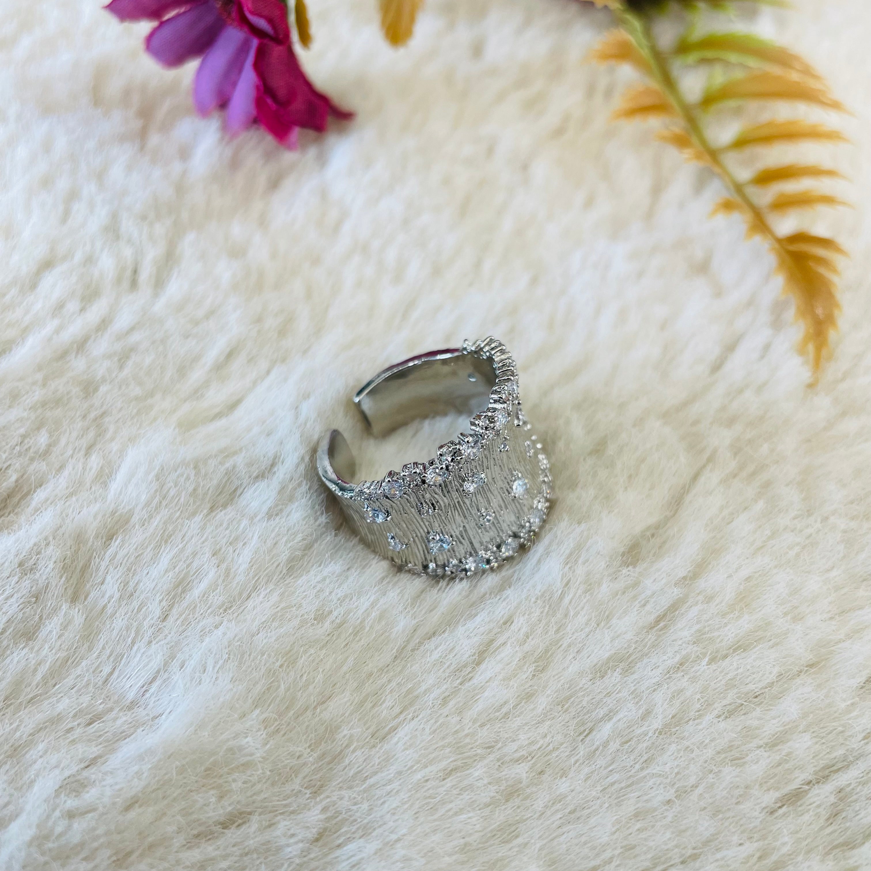 Ad Azzura Ring