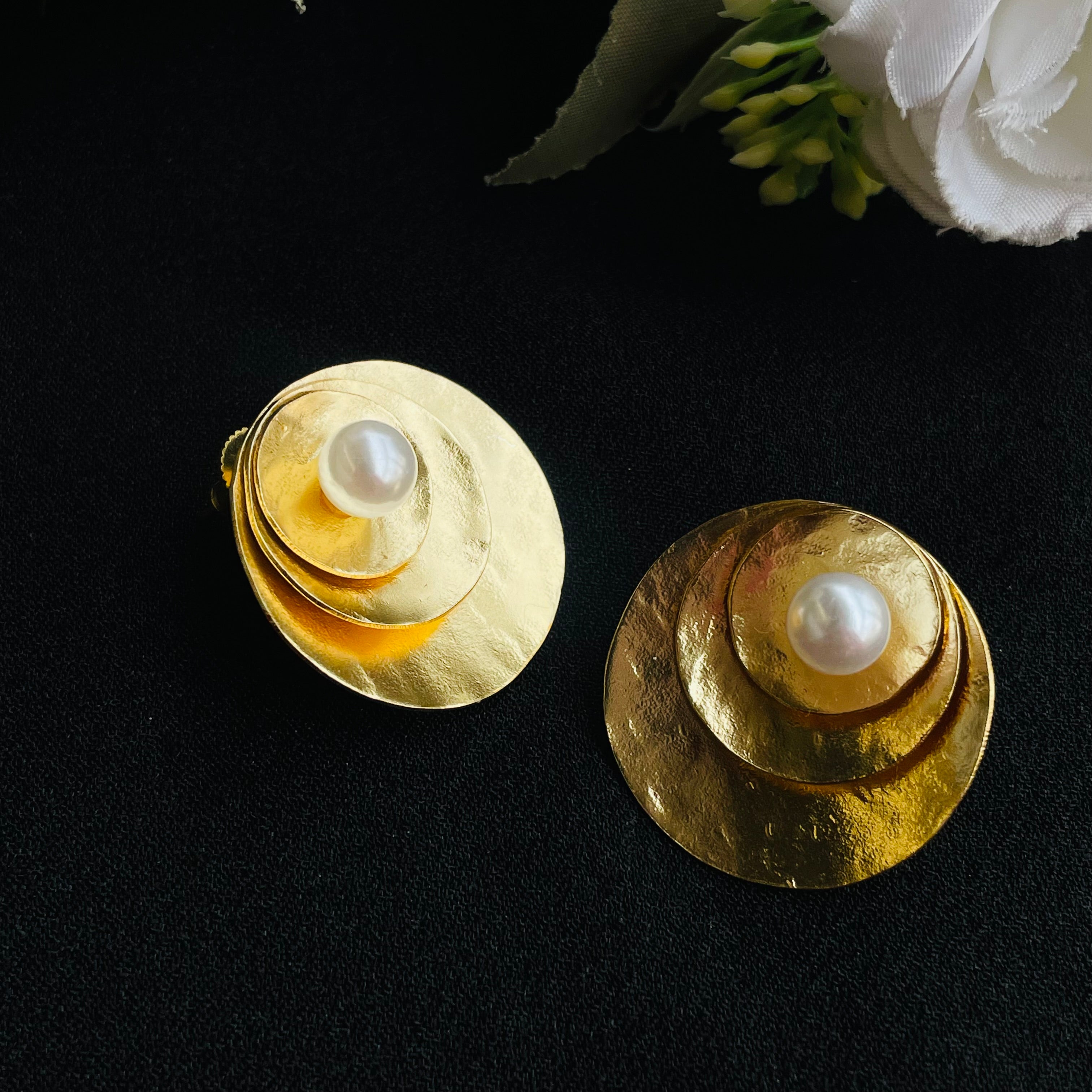 Nayaab Freya earrings