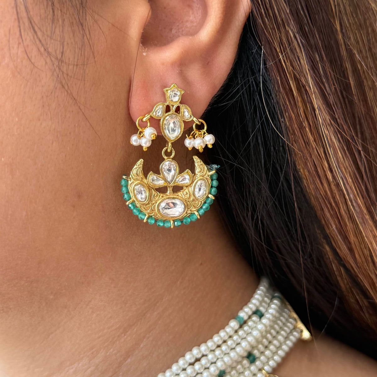 Nayaab Aanya Choker
