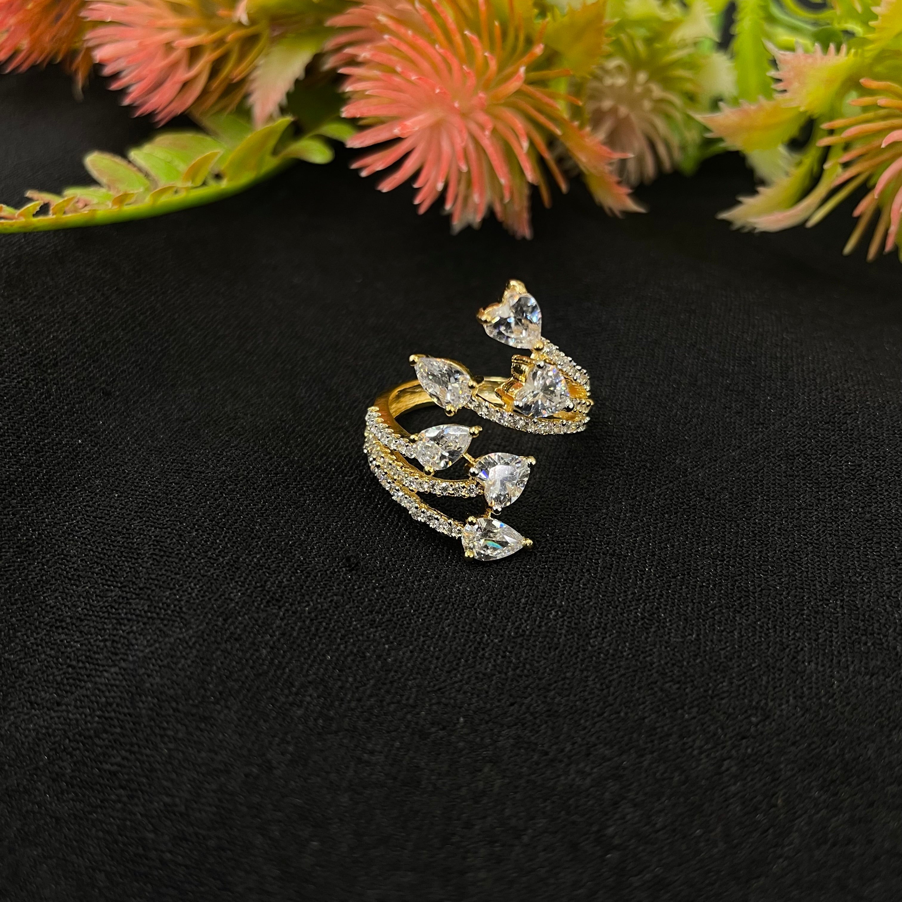Ad Evora Ring