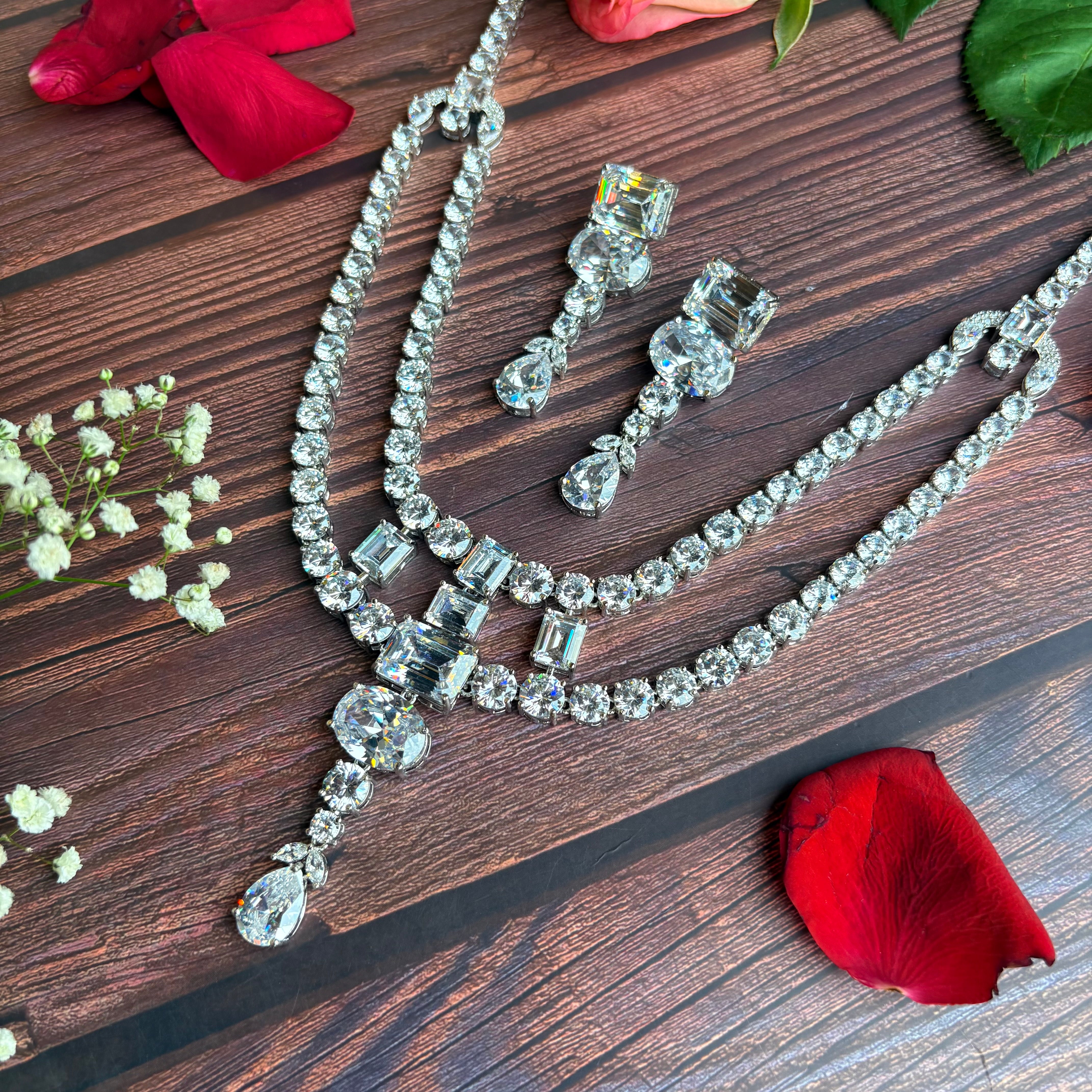 Ad Clara Neckpiece