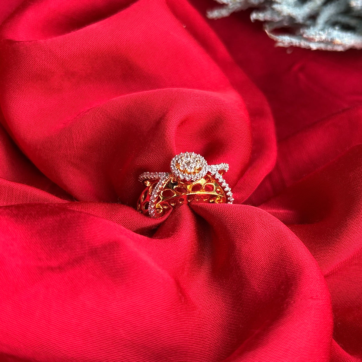 Vyanika Ring