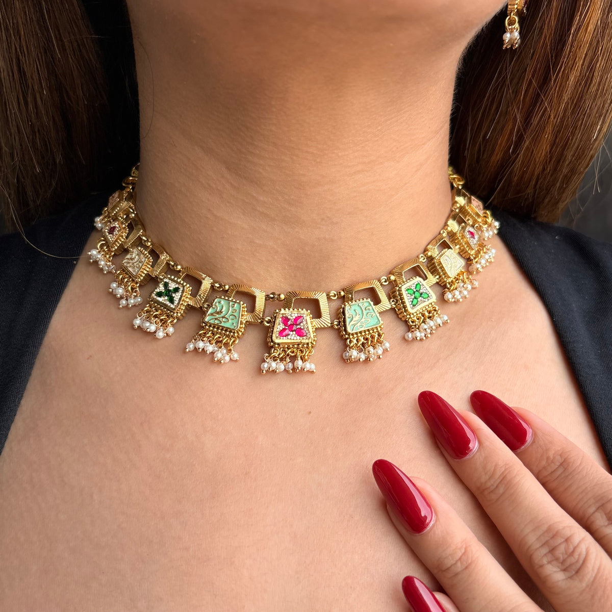 Vyanika Neckpiece