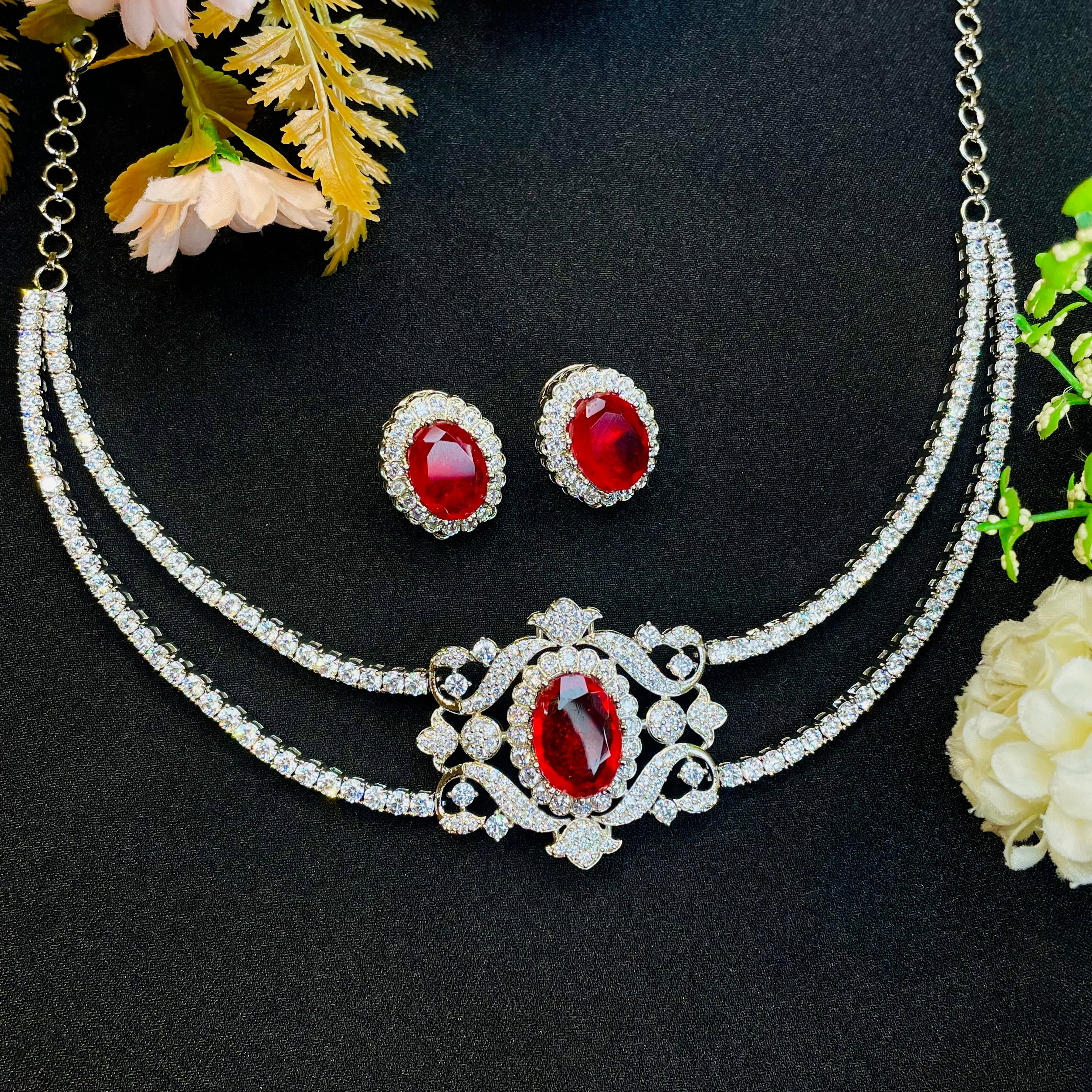 Ad Luna Neckpiece