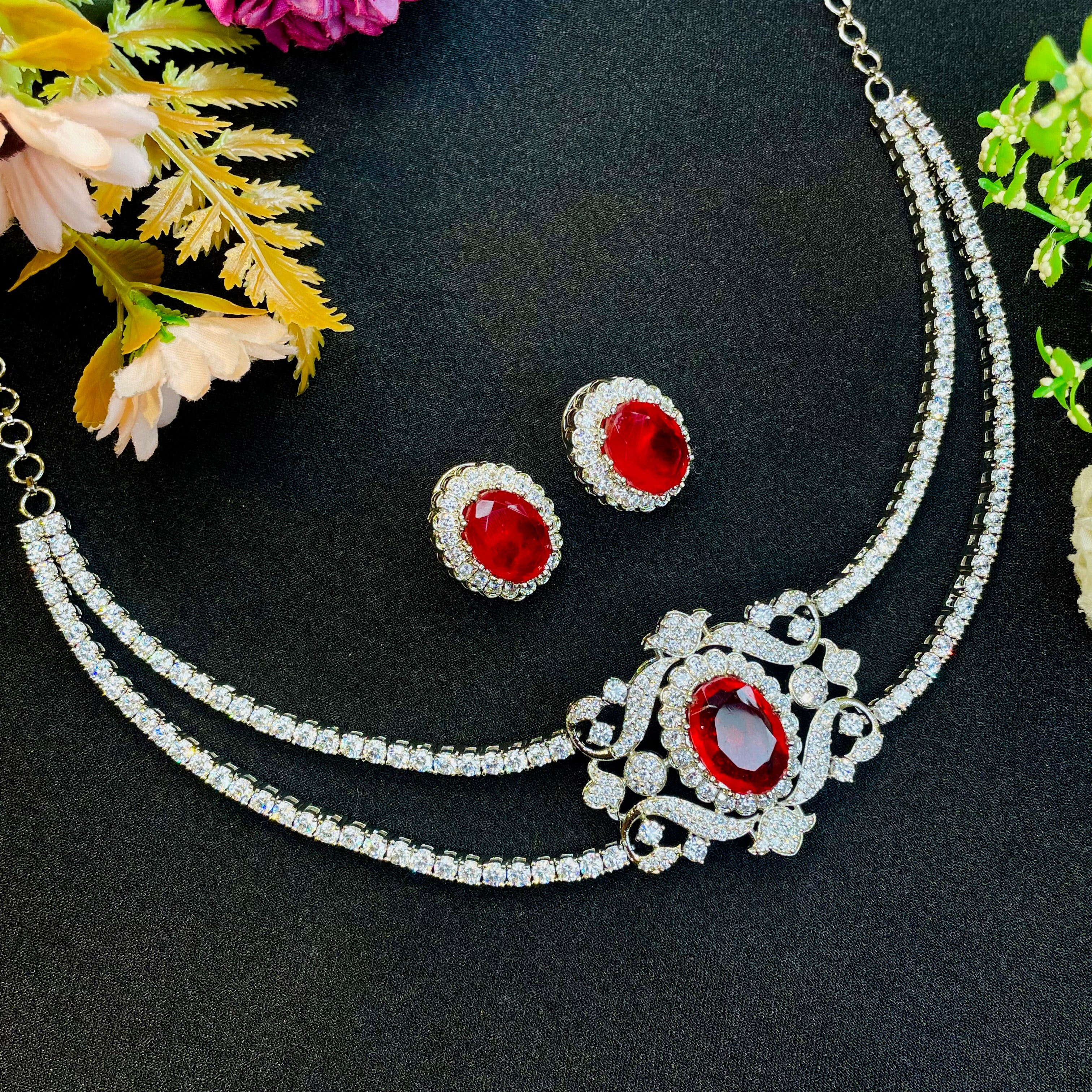 Ad Luna Neckpiece