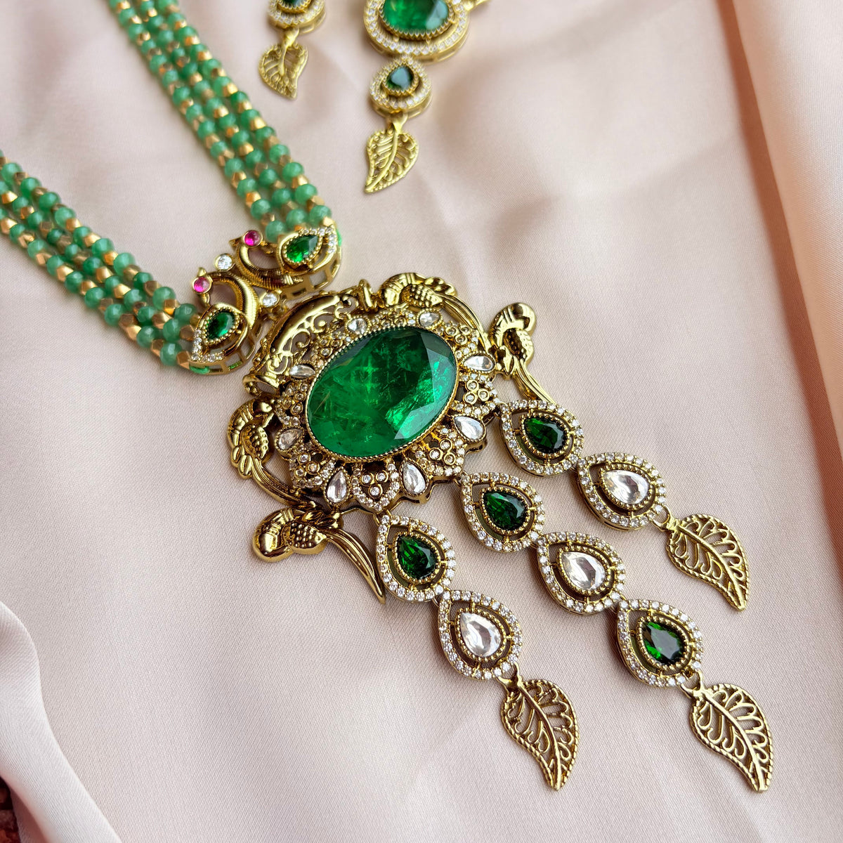 Mayura Emerald Neckpiece