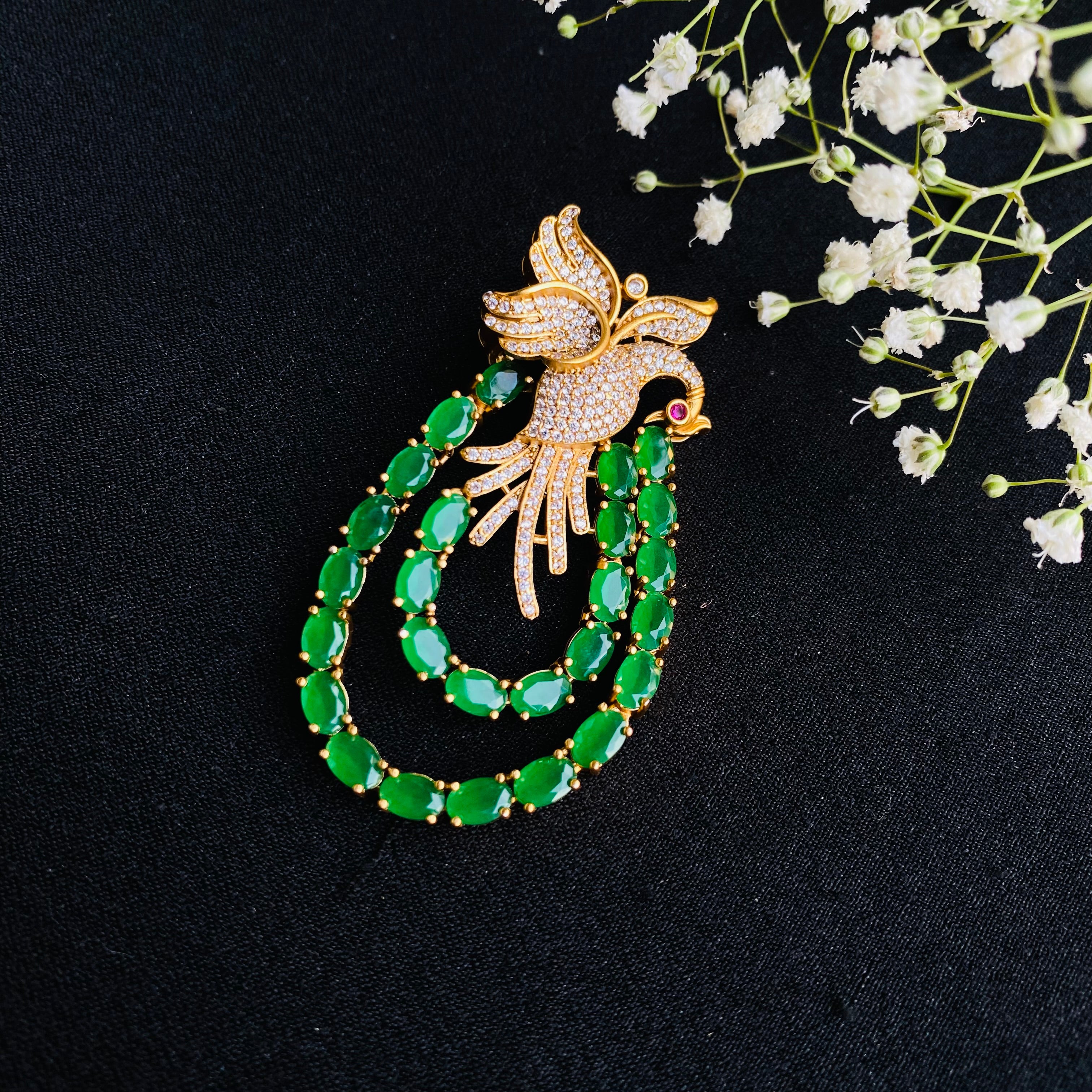 Nayaab ayisha brooch