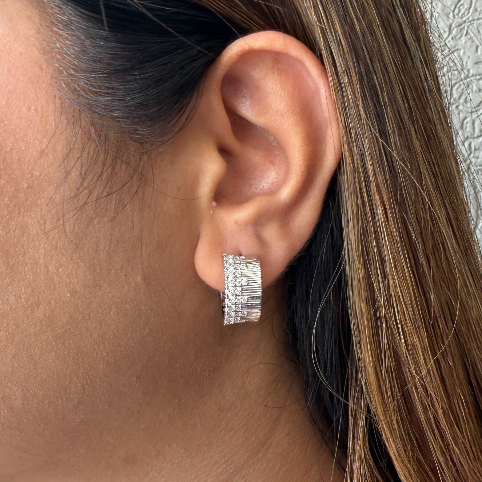 AD Alina studs