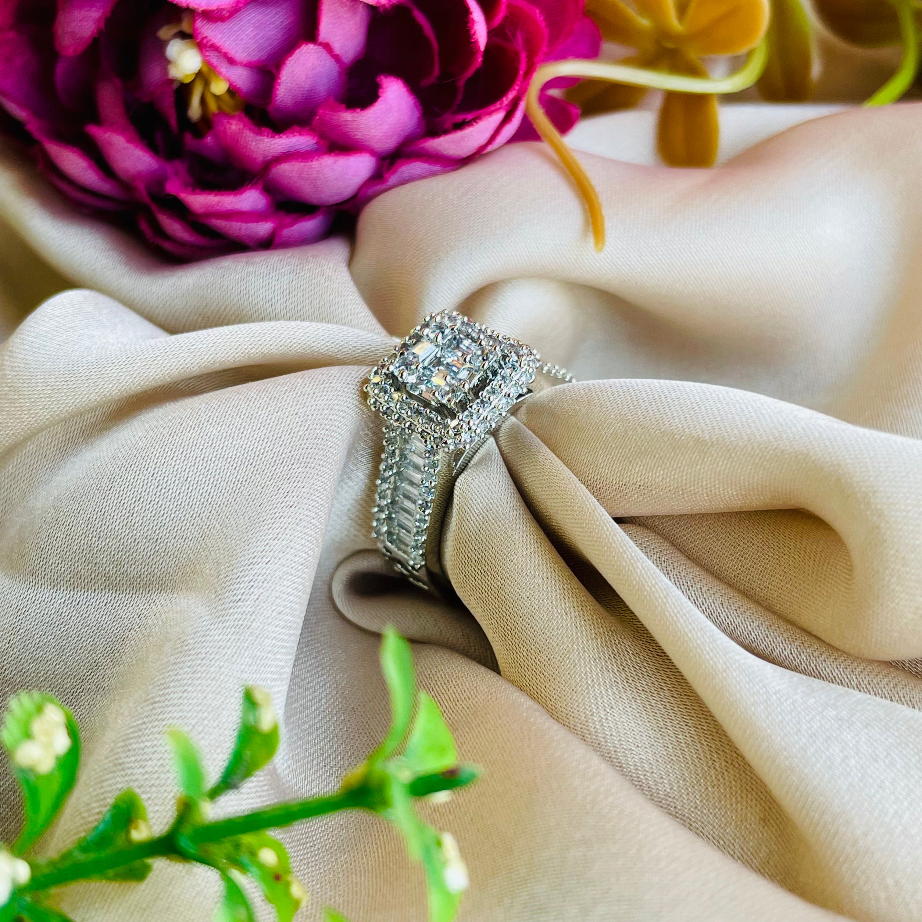 Ad Bailey ring adjustable