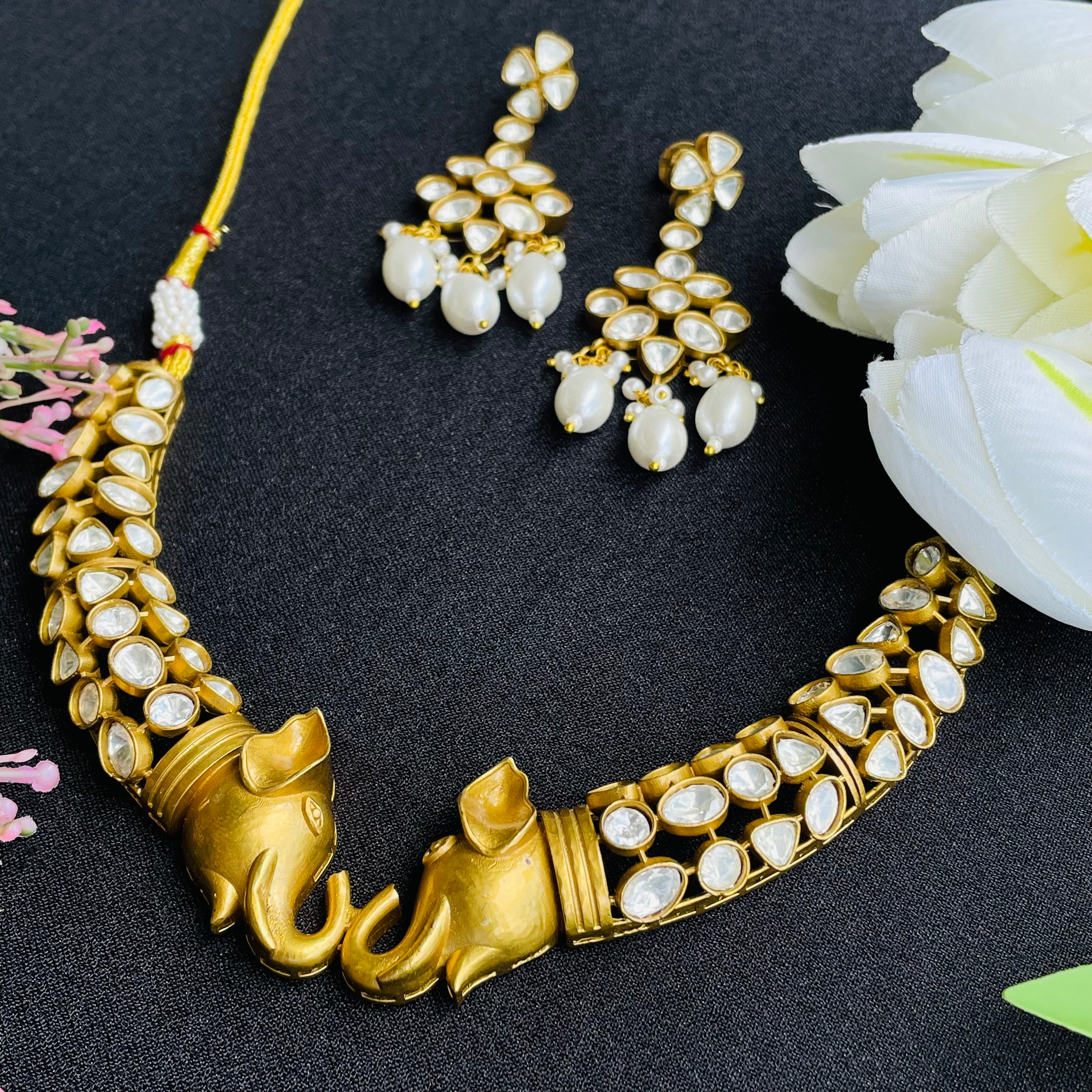 Nayaab hana Polki neckpiece