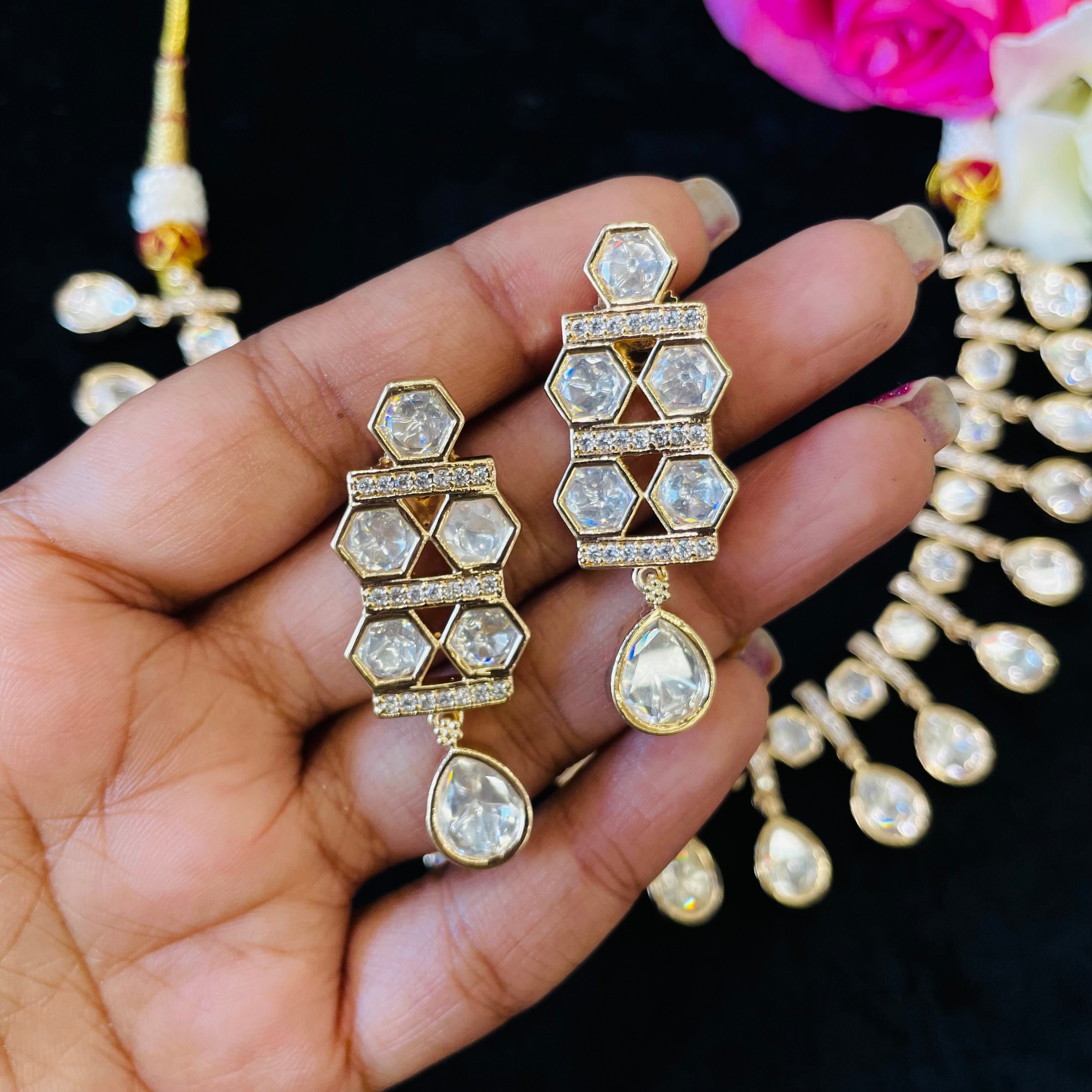 Nayaab Moni Polki Neckpiece