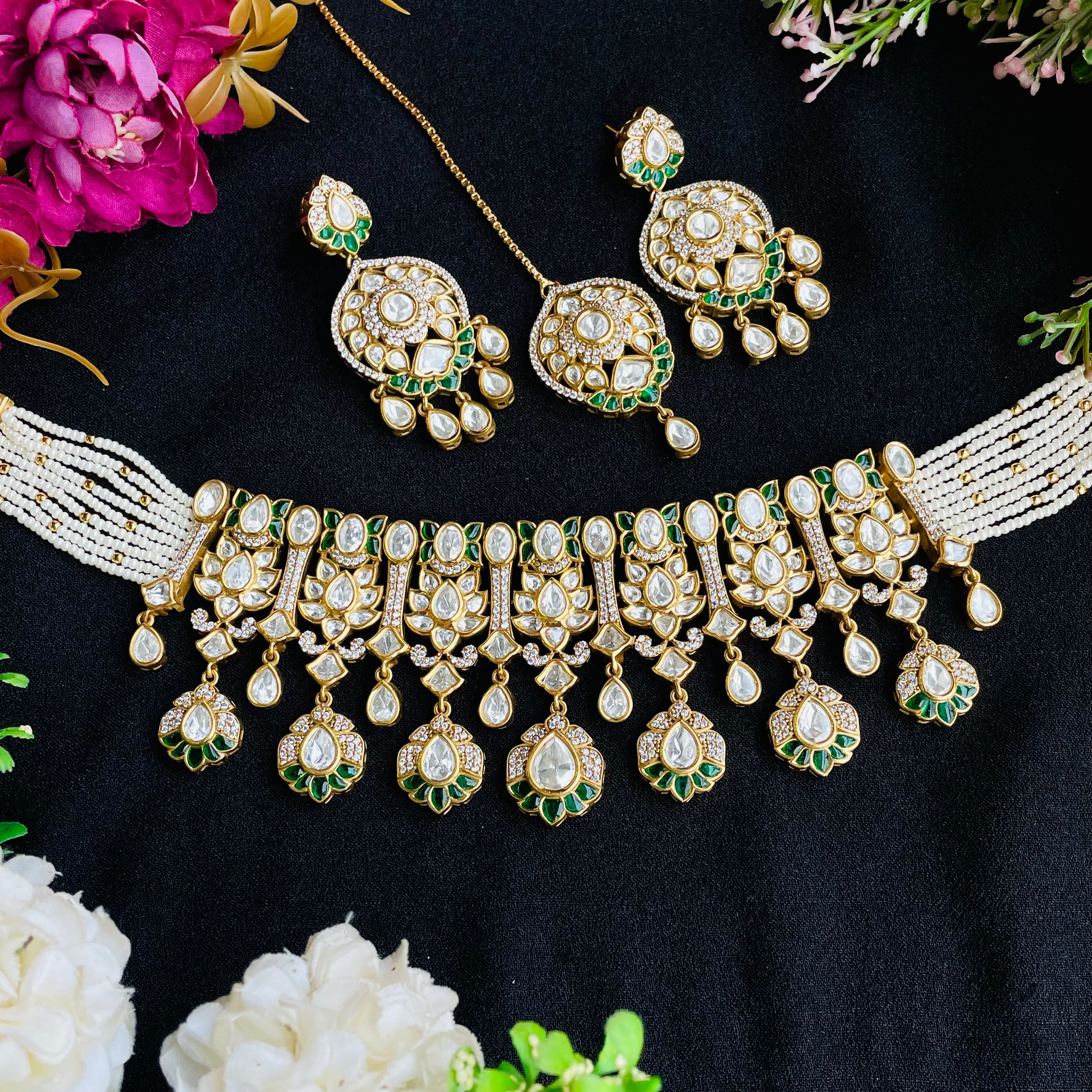 Nayaab kavika Neckpiece