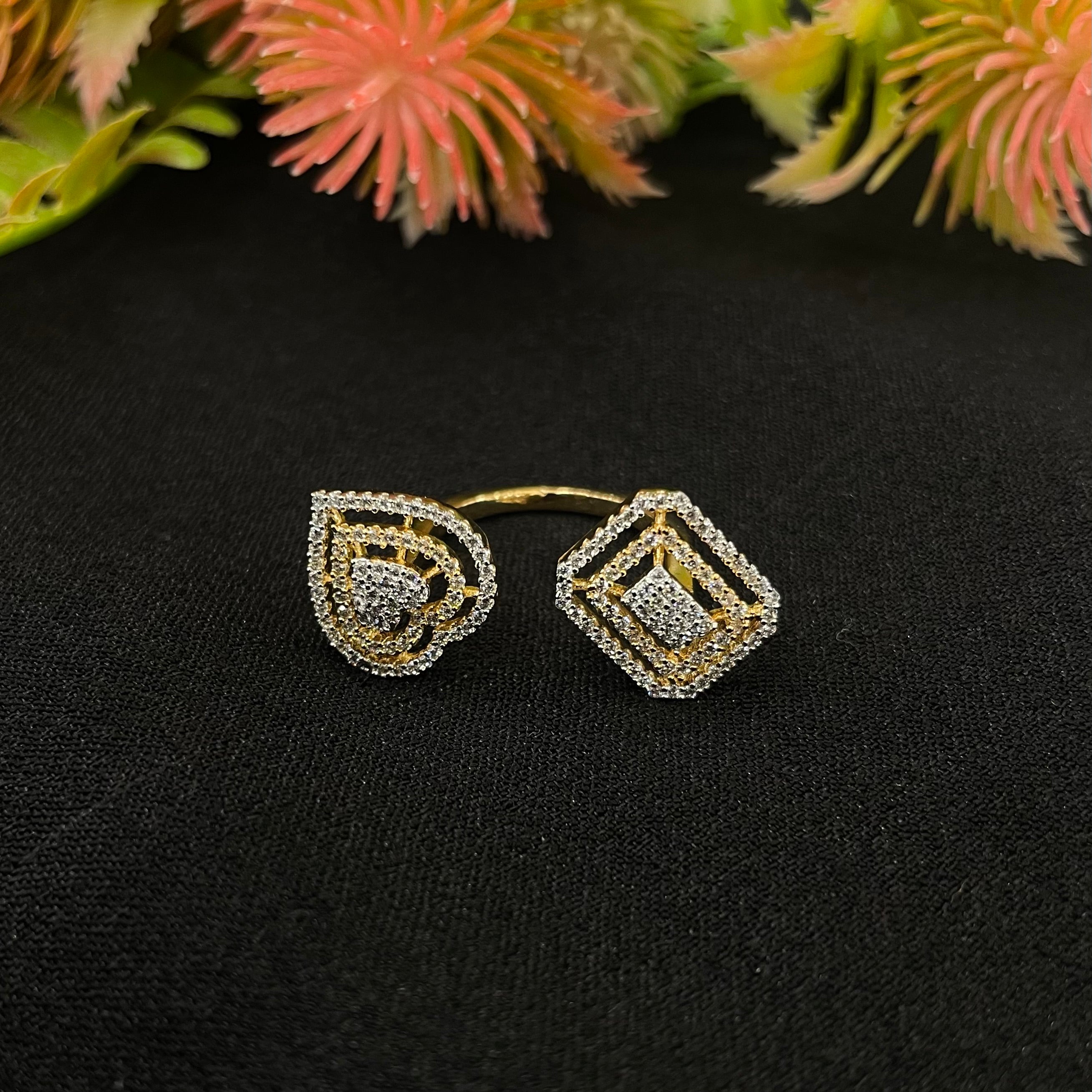 Ad Zephyra Ring