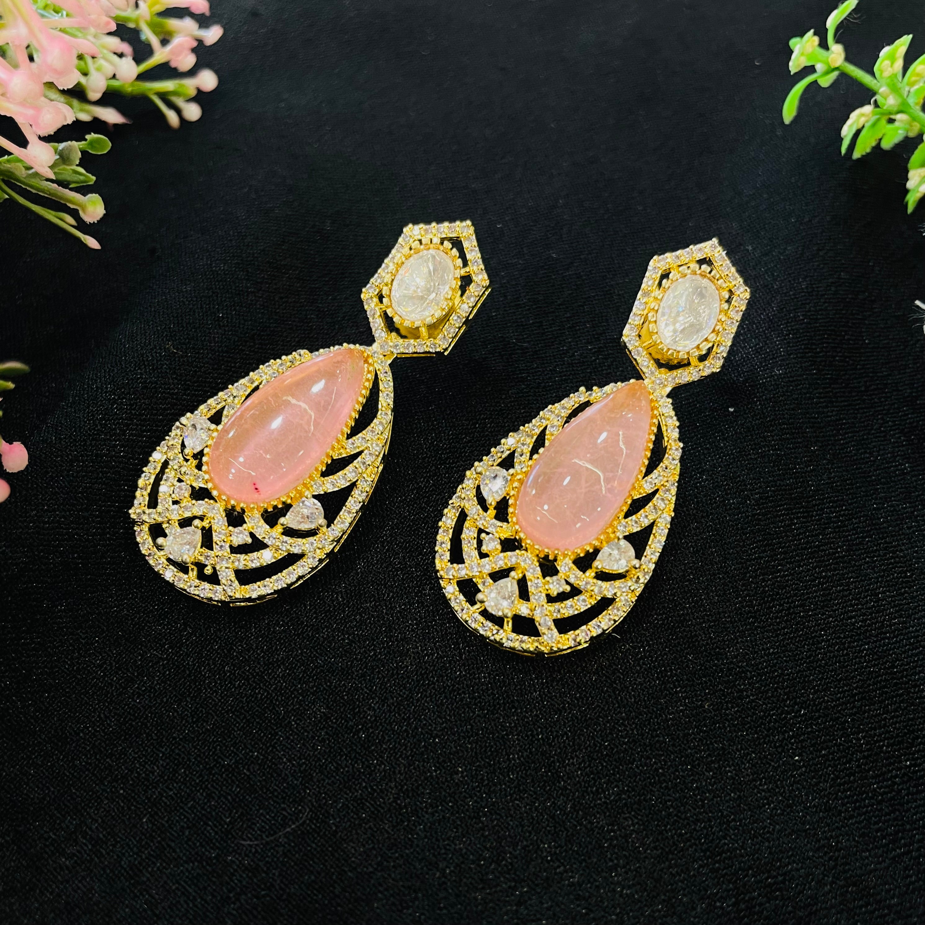 Nayaab Kasvi Earrings