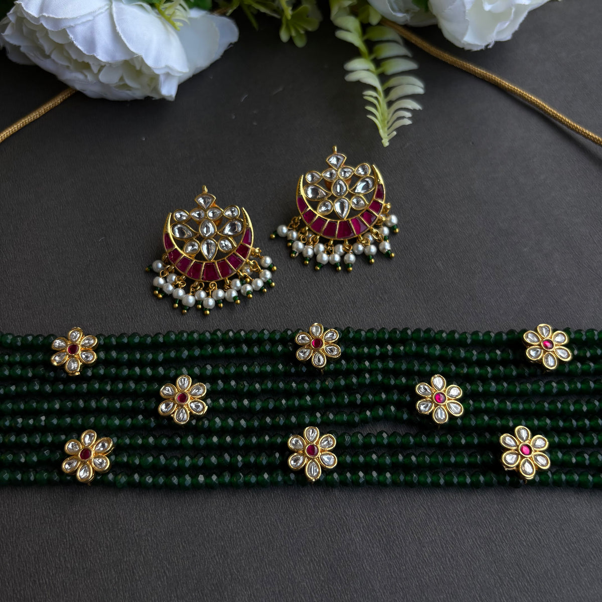 Aarvika Neckpiece