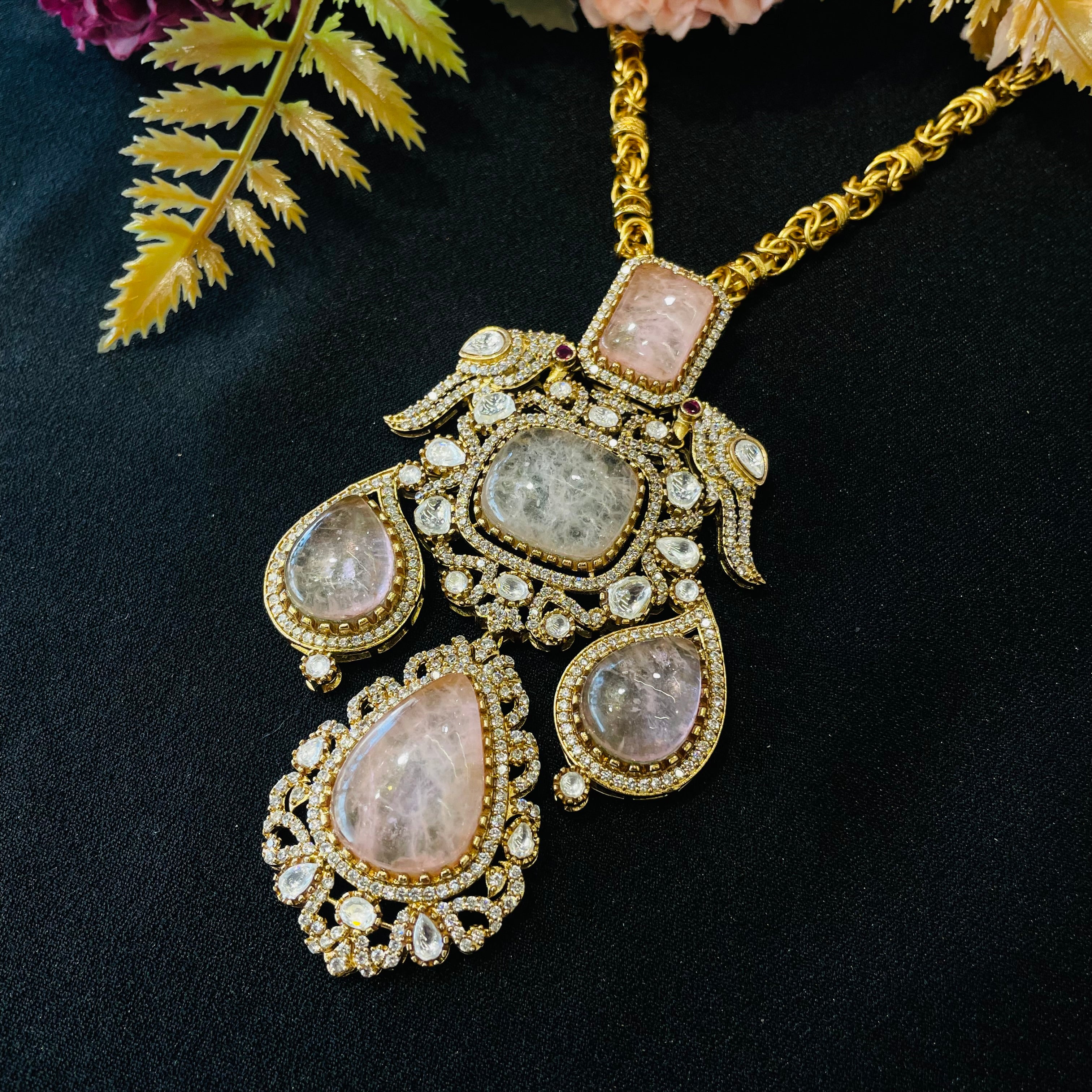 Nayaab Saanvi Neckpiece