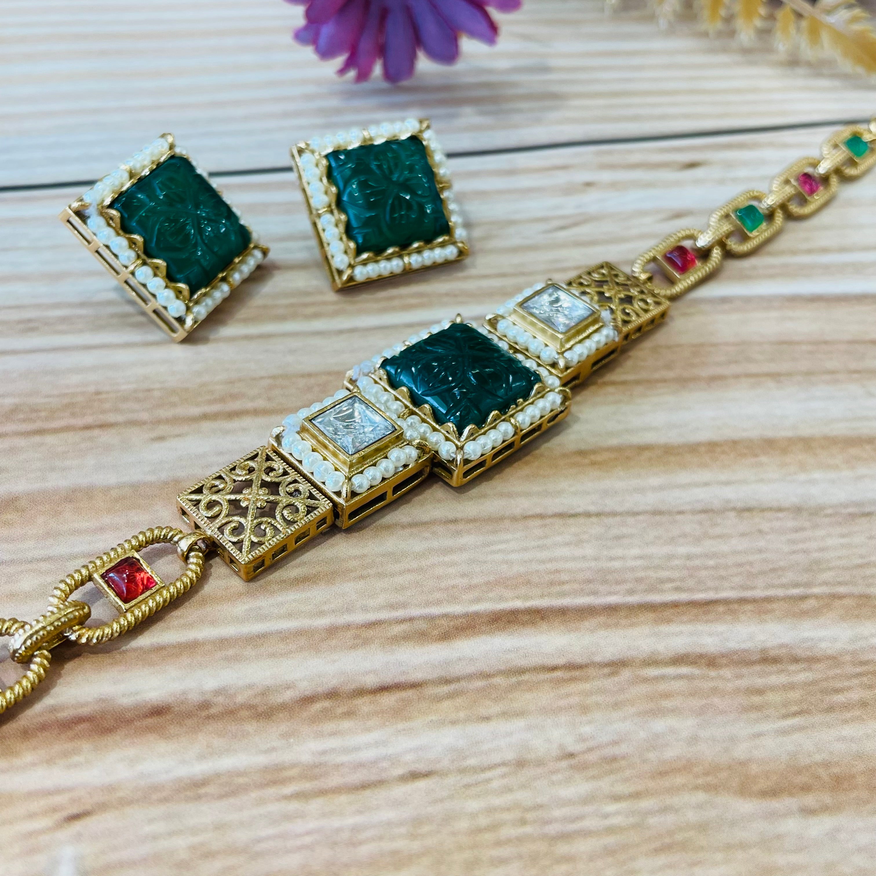 Nayaab Sneha Polki Choker