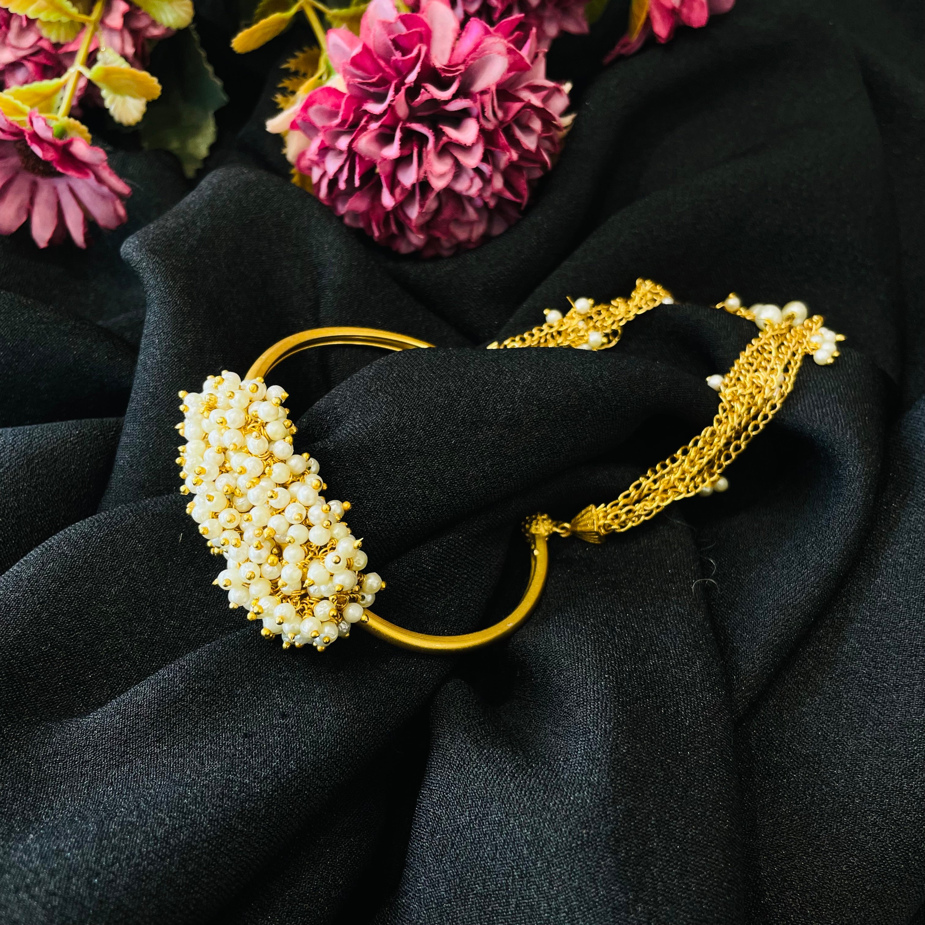 Nayaab Anika Pearl Bracelet