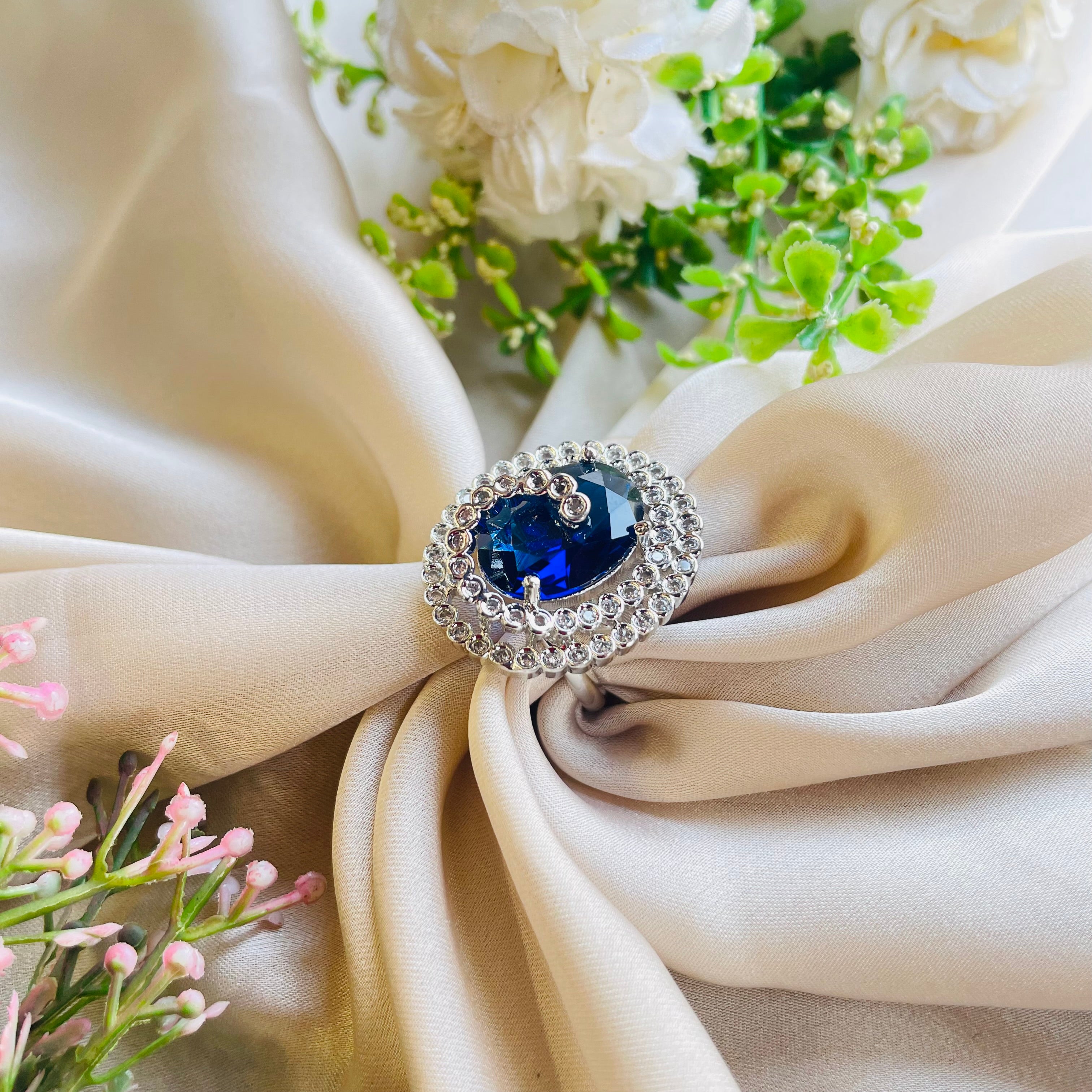 Ad Mary ring adjustable