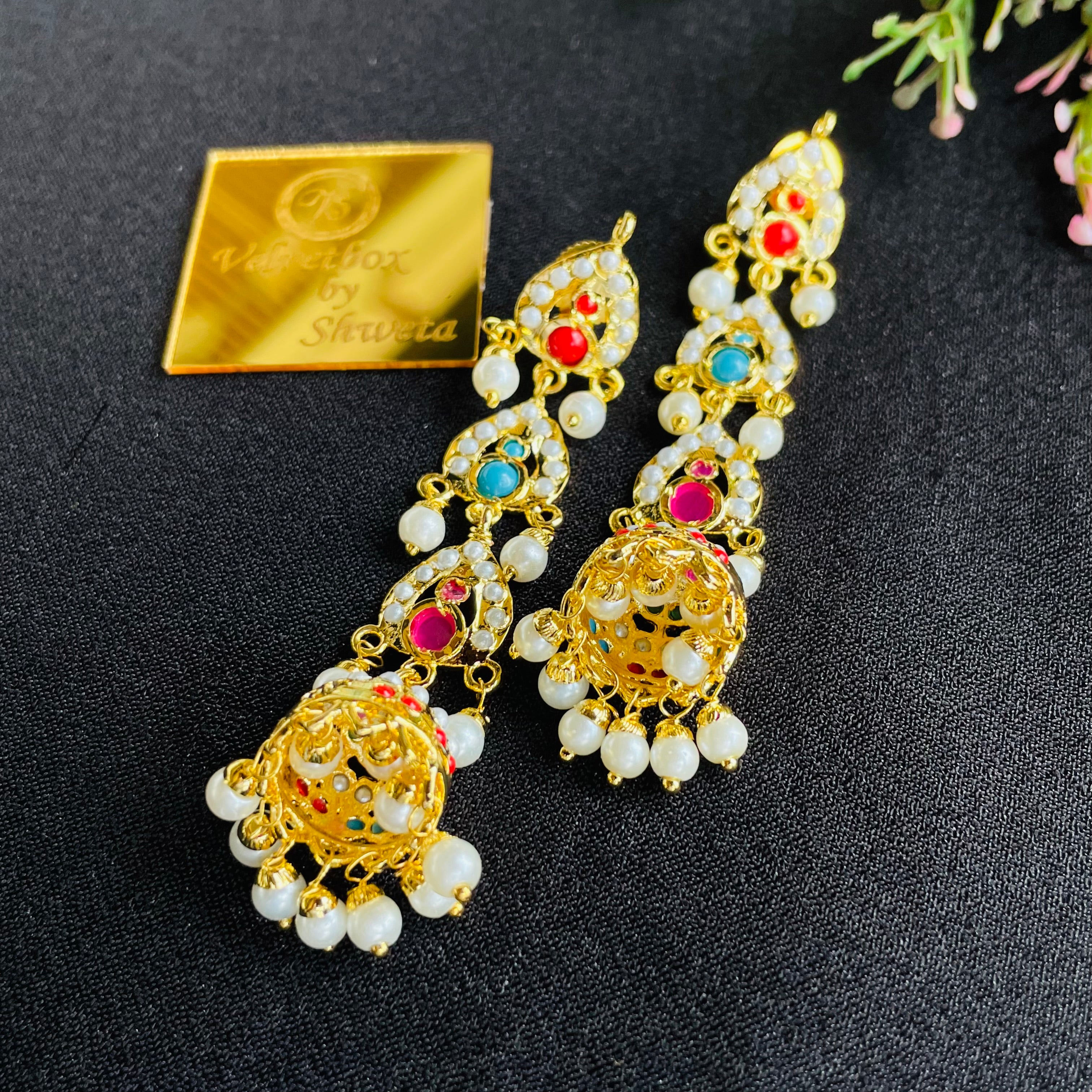 Nayaab Inaya Jhumki