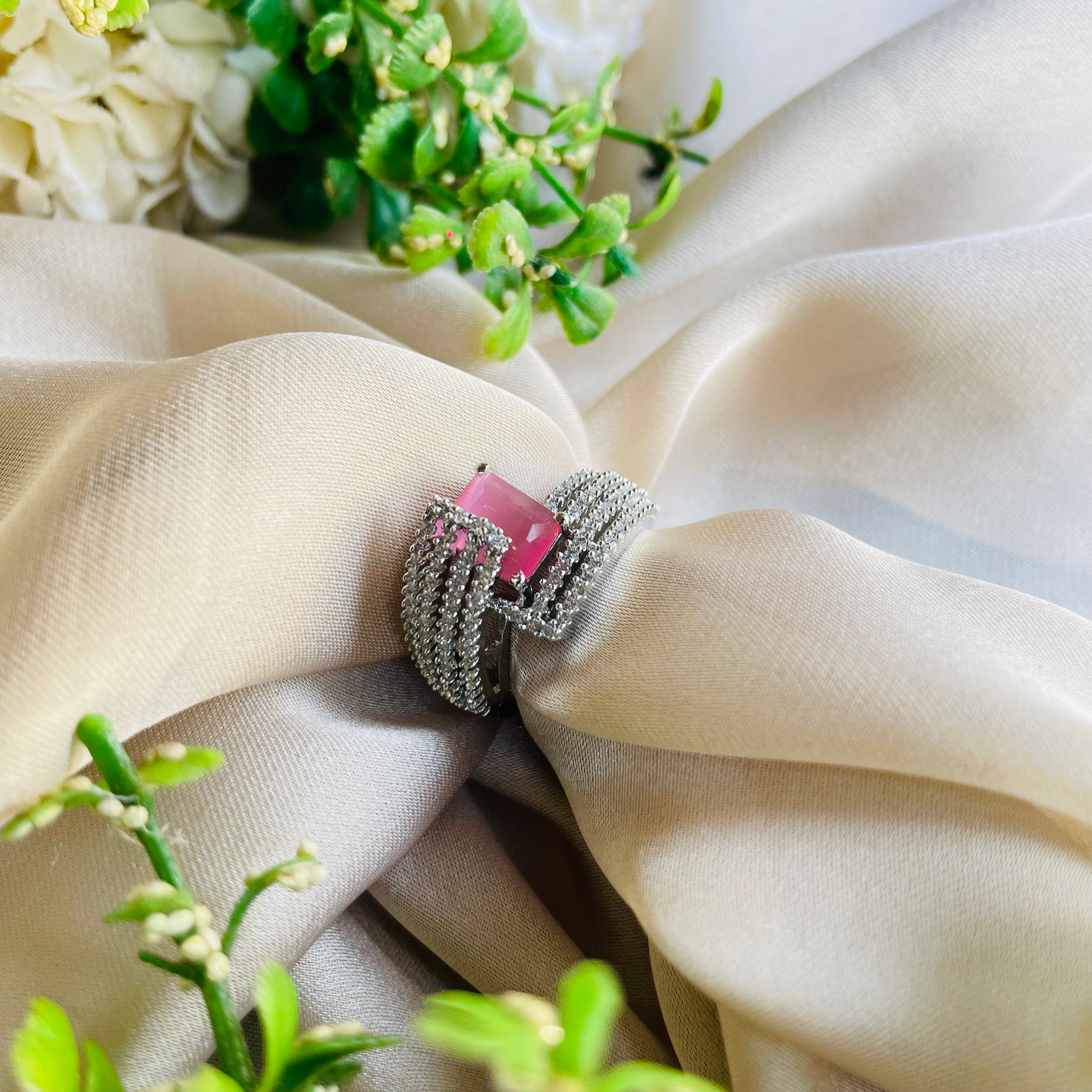 Ad Opal ring adjustable