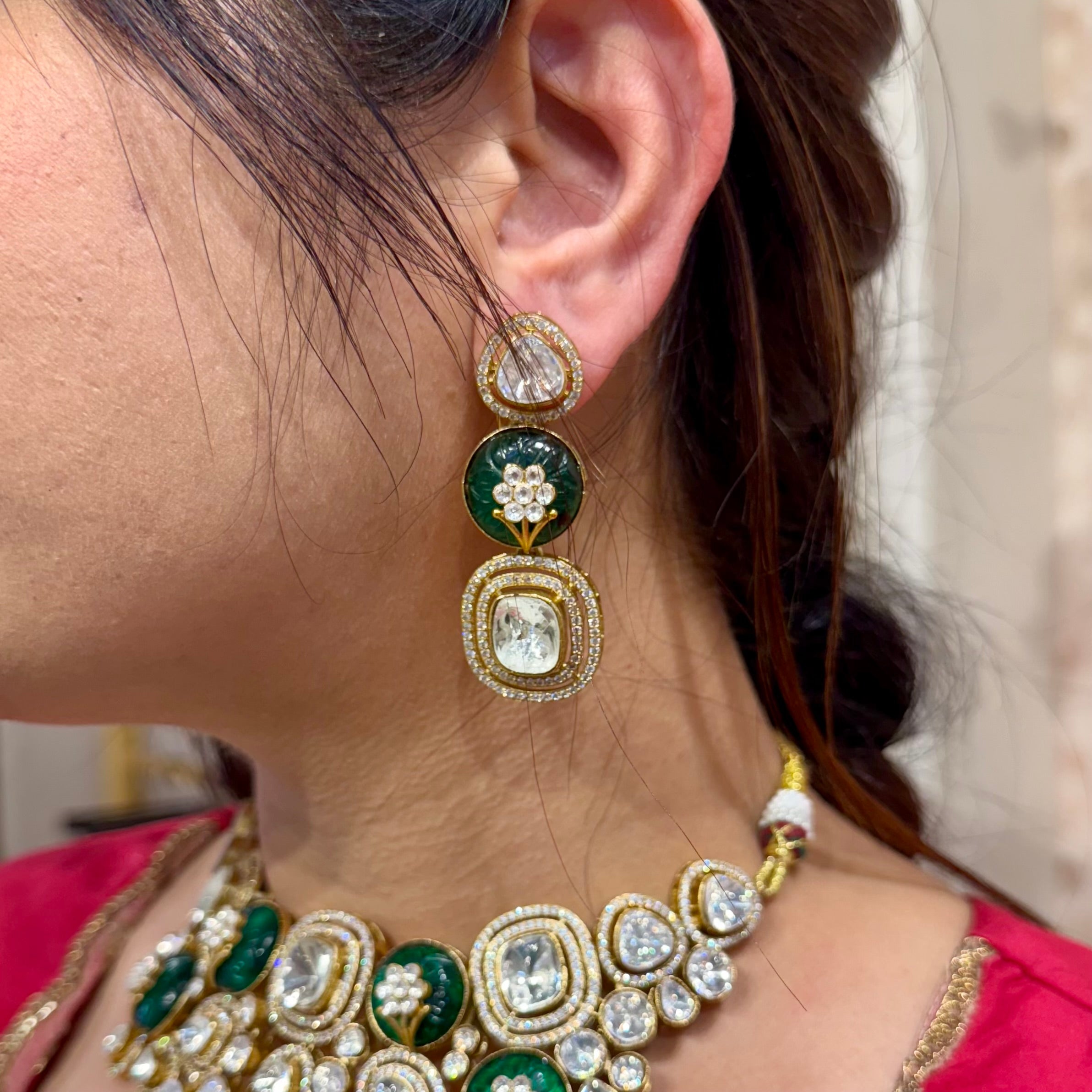 Nayaab Yashvi Neckpiece