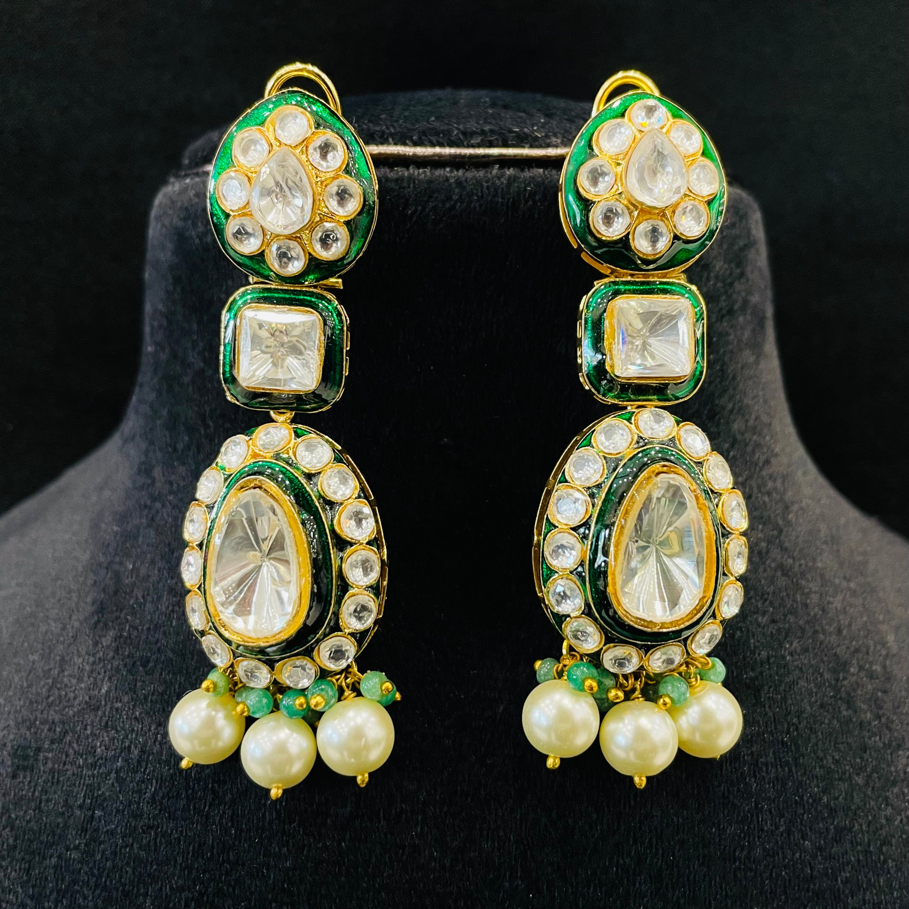 Nayaab Kayenat Polki Neckpiece