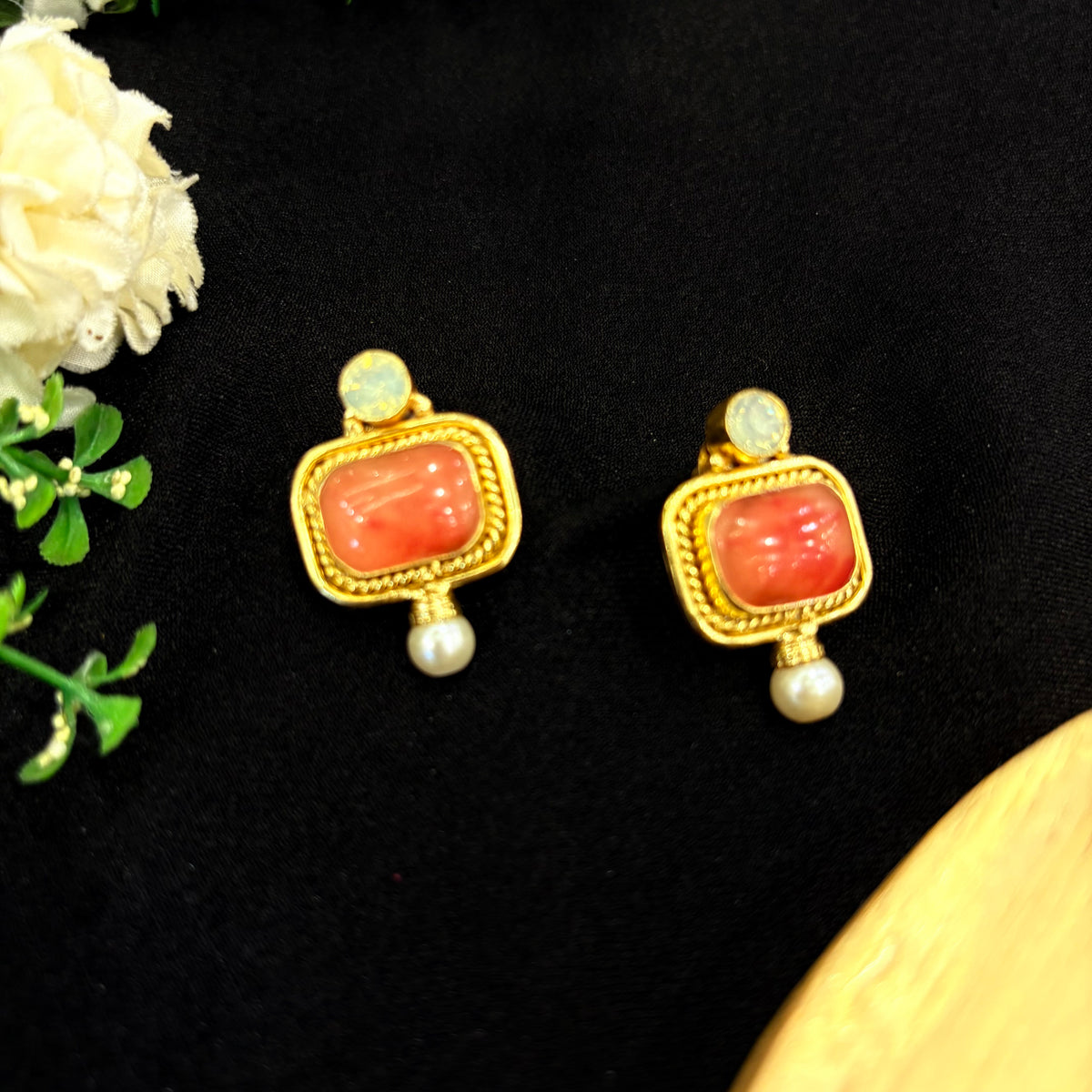 Vyanika Earrings