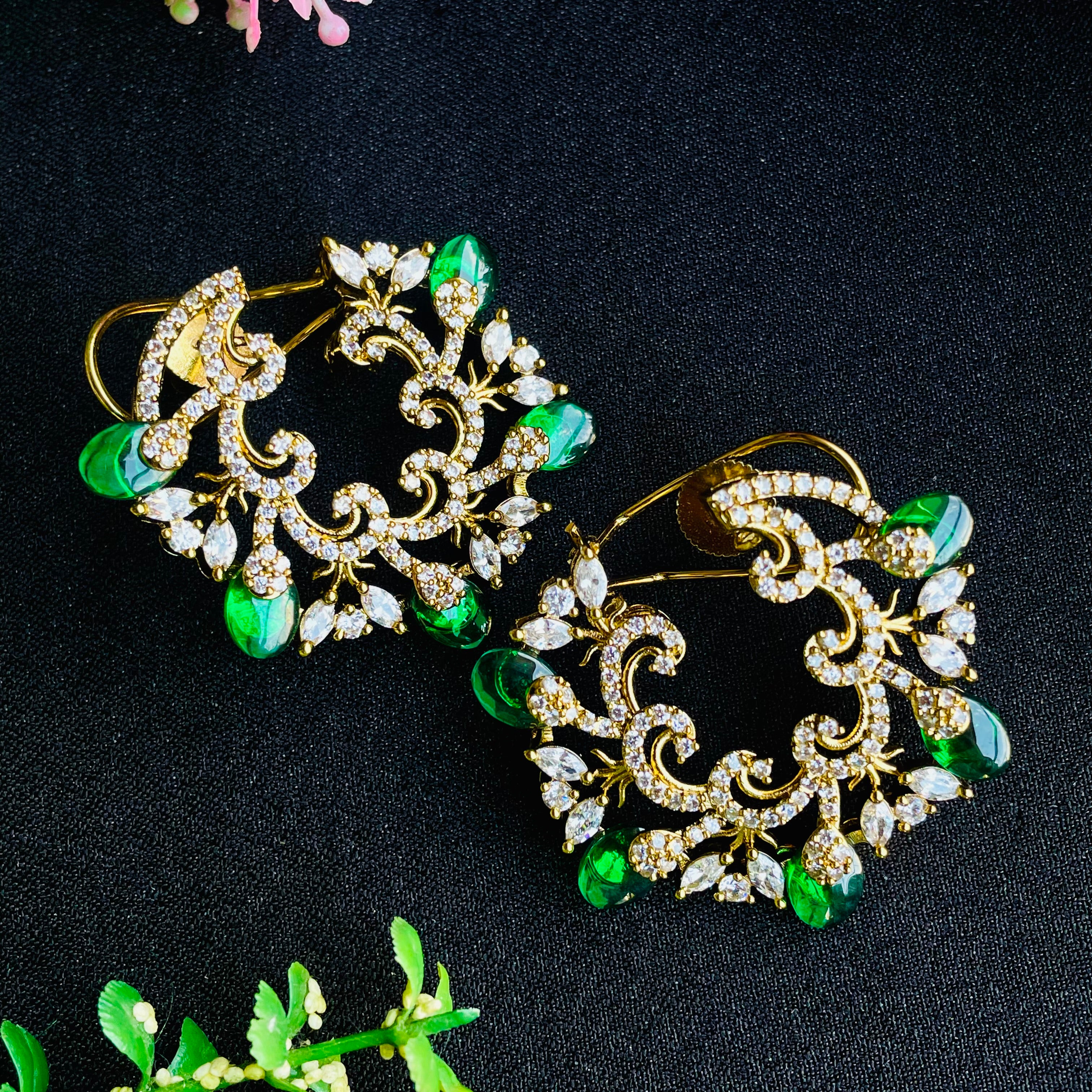 Nayaab Shamiksha Earrings