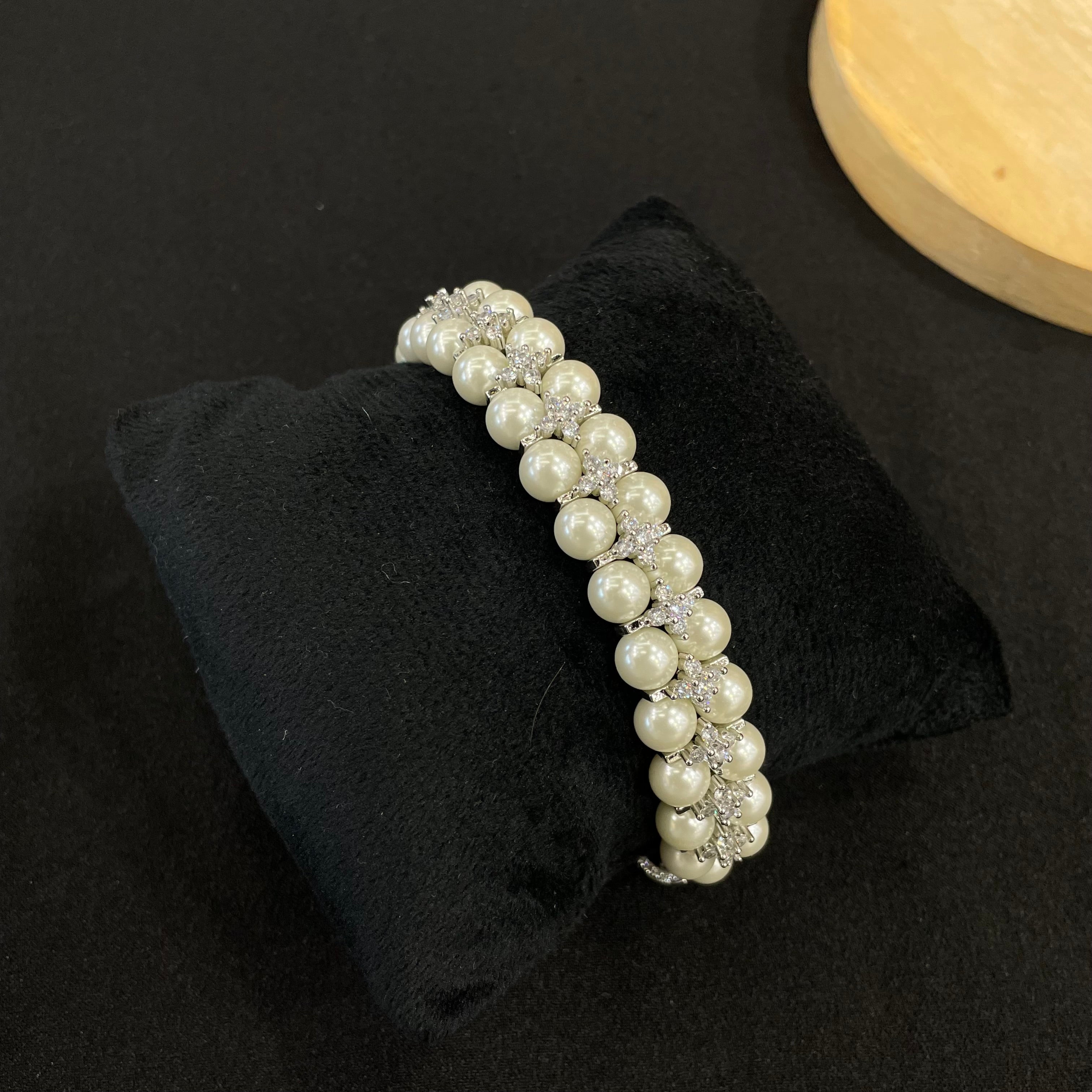Ad Ariana Pearl Bracelet