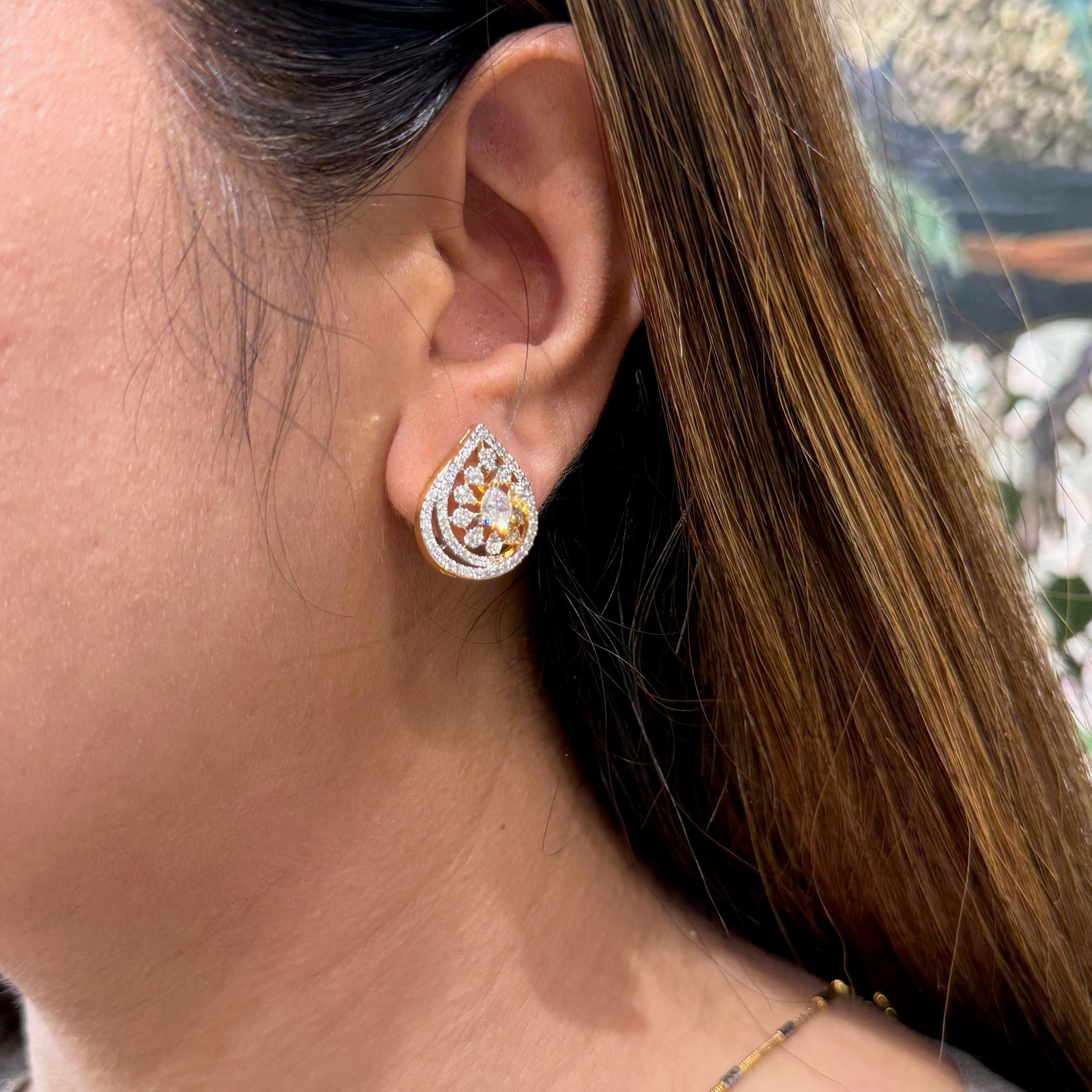 AD Samaira Pendant Set