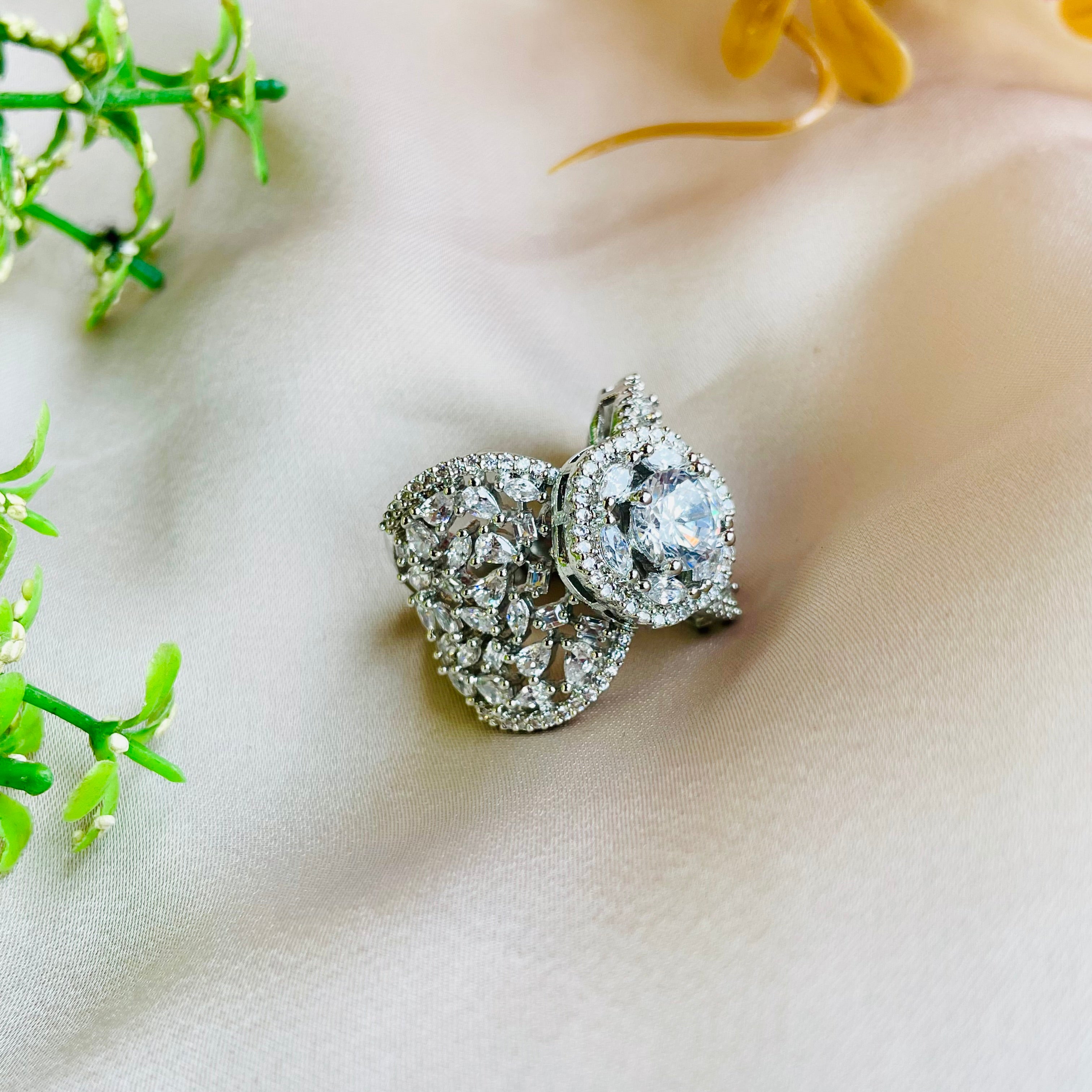 Ad Levi ring adjustable