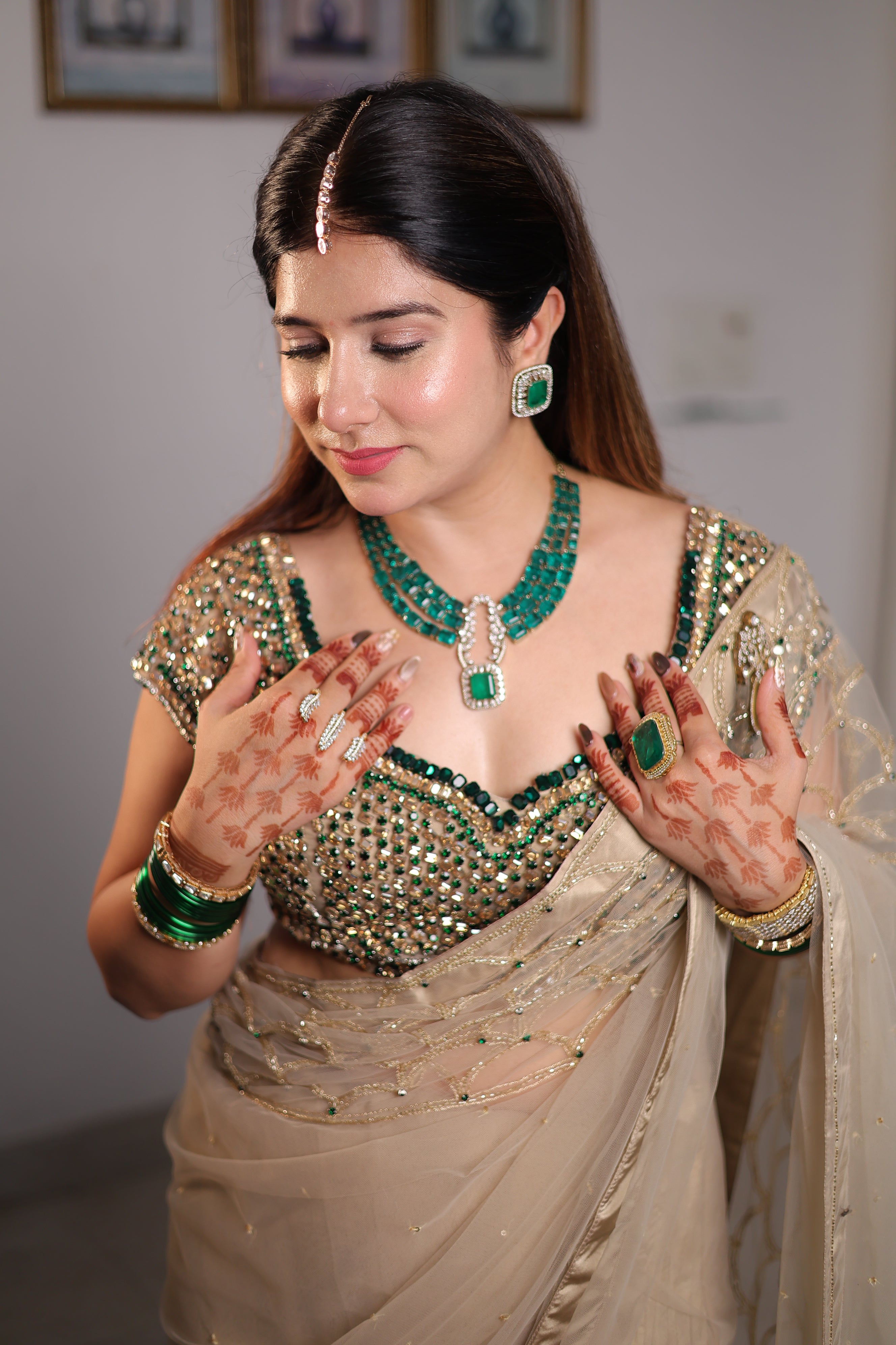 VS Avira Saree